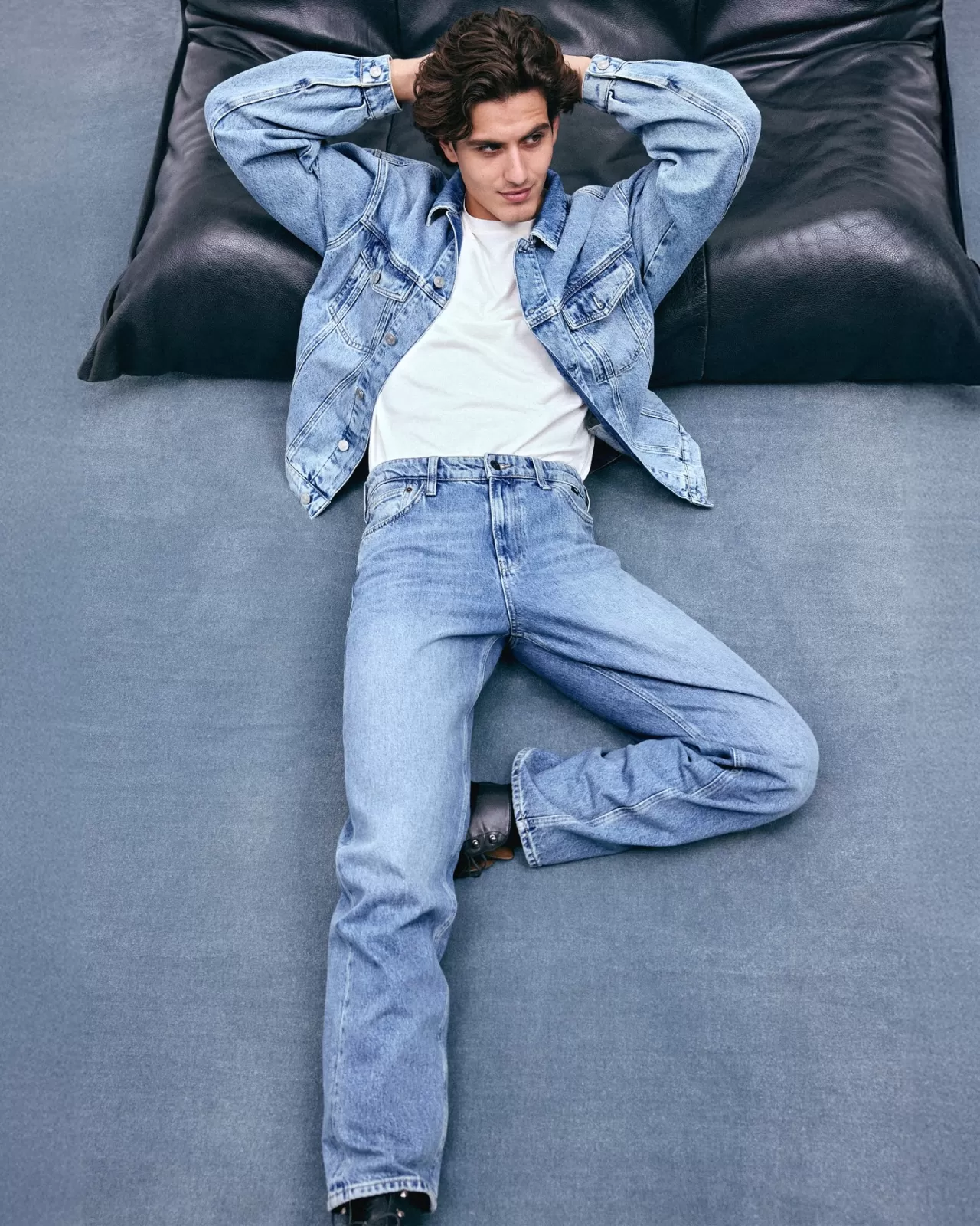 Mavi'den Tony Özkan ile Şehir Stili: Toronto Baggy Jean ve Ryan Ceket