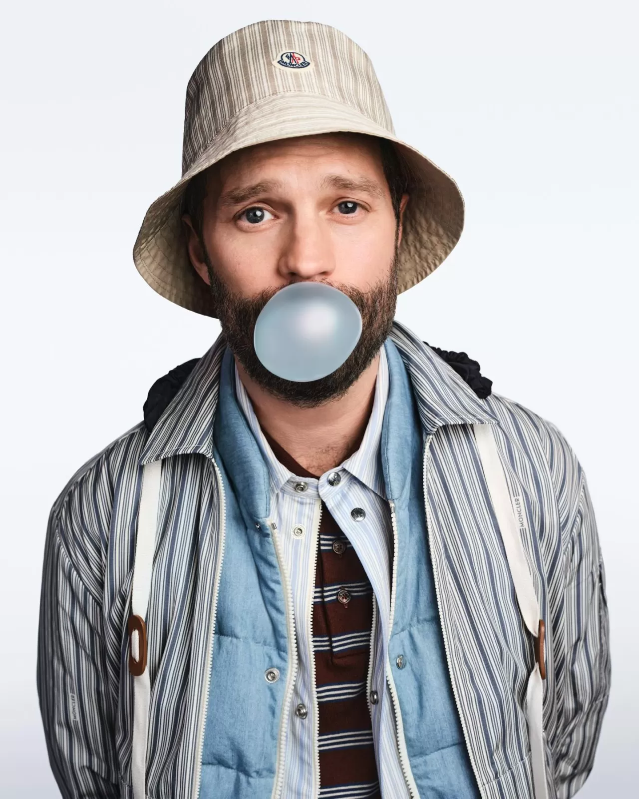 Moncler Yaz 2026: Jamie Dornan İle 