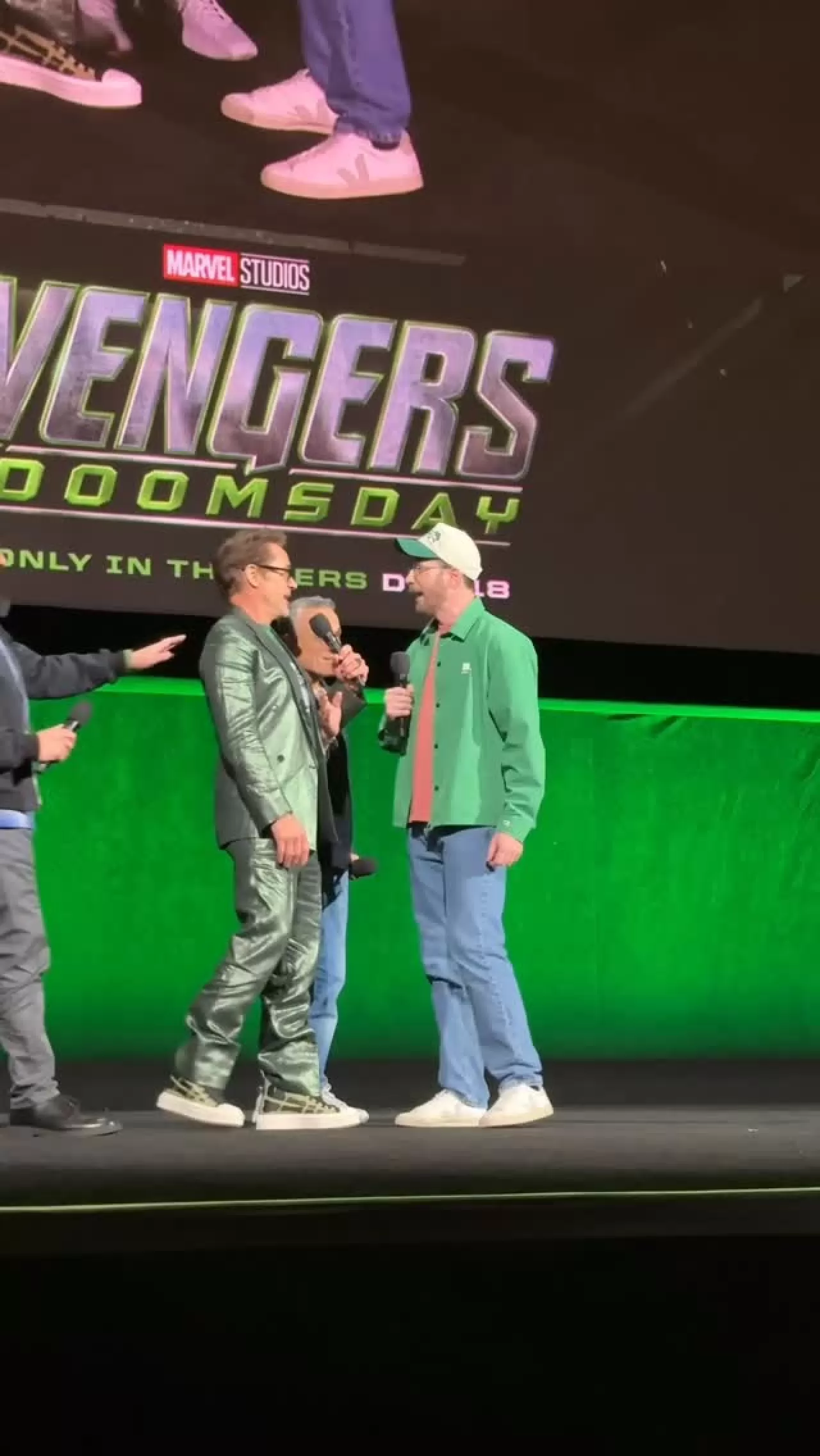 Robert Downey Jr. ve Chris Evans CinemaCon'da Buluştu