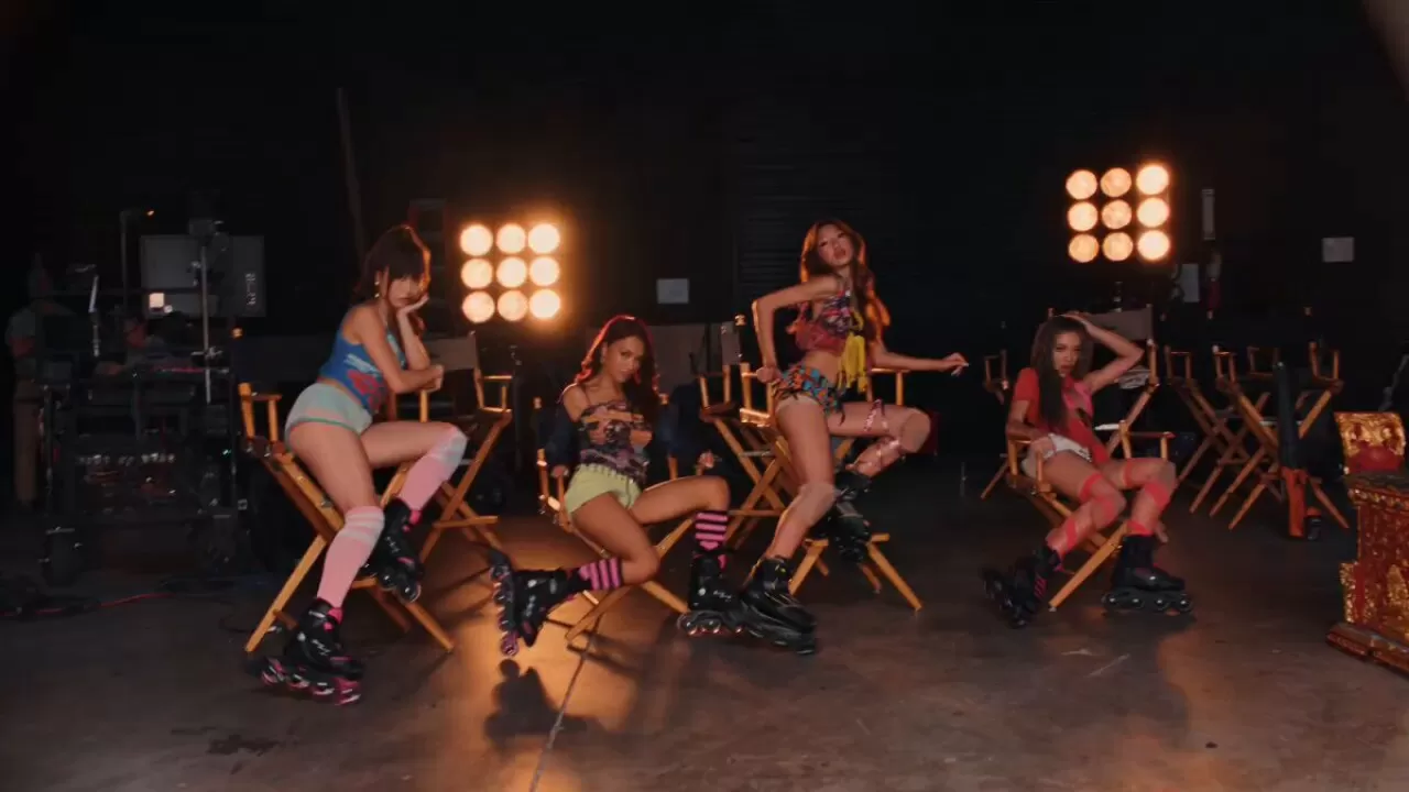 no na, Reggaeton ve Dangdut Karışımı Yeni Single'ı 'rollerblade'i Yayınladı