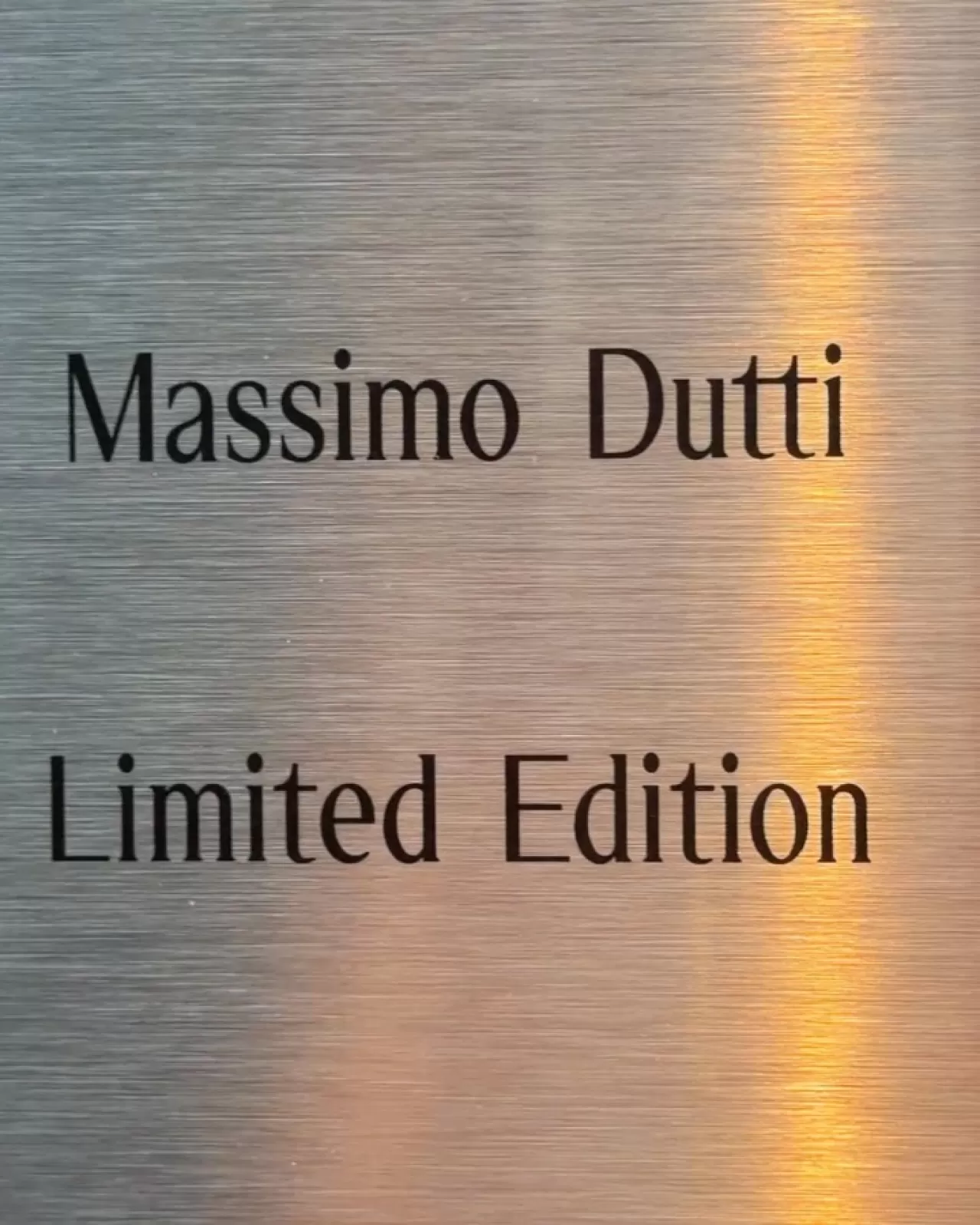 Massimo Dutti Paris'te 10 Günlük Moda Deneyimi: SS26 Koleksiyonu