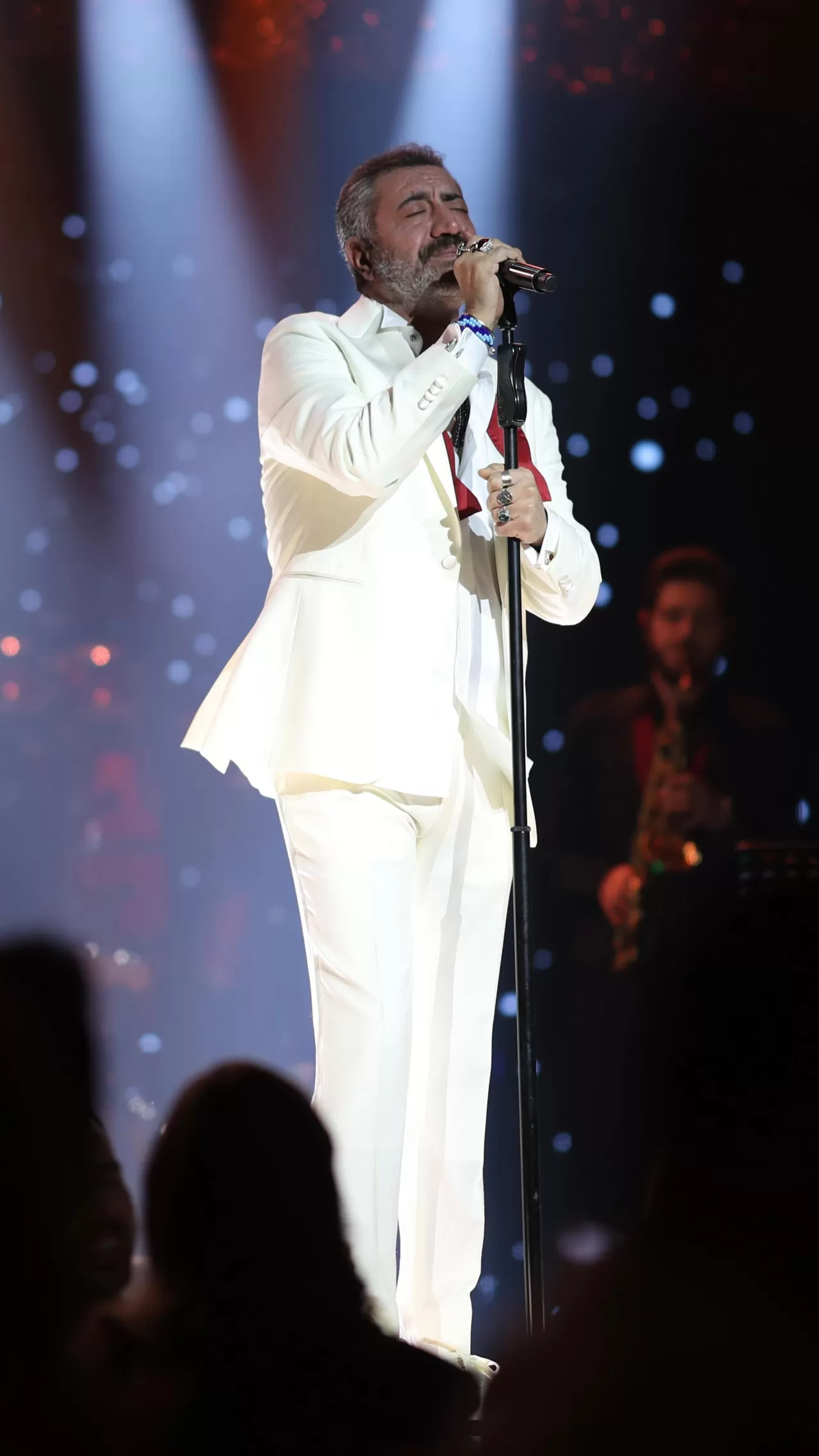 Hakan Altun Cahide Palazzo'da Arabesk Rüzgarı Estirecek