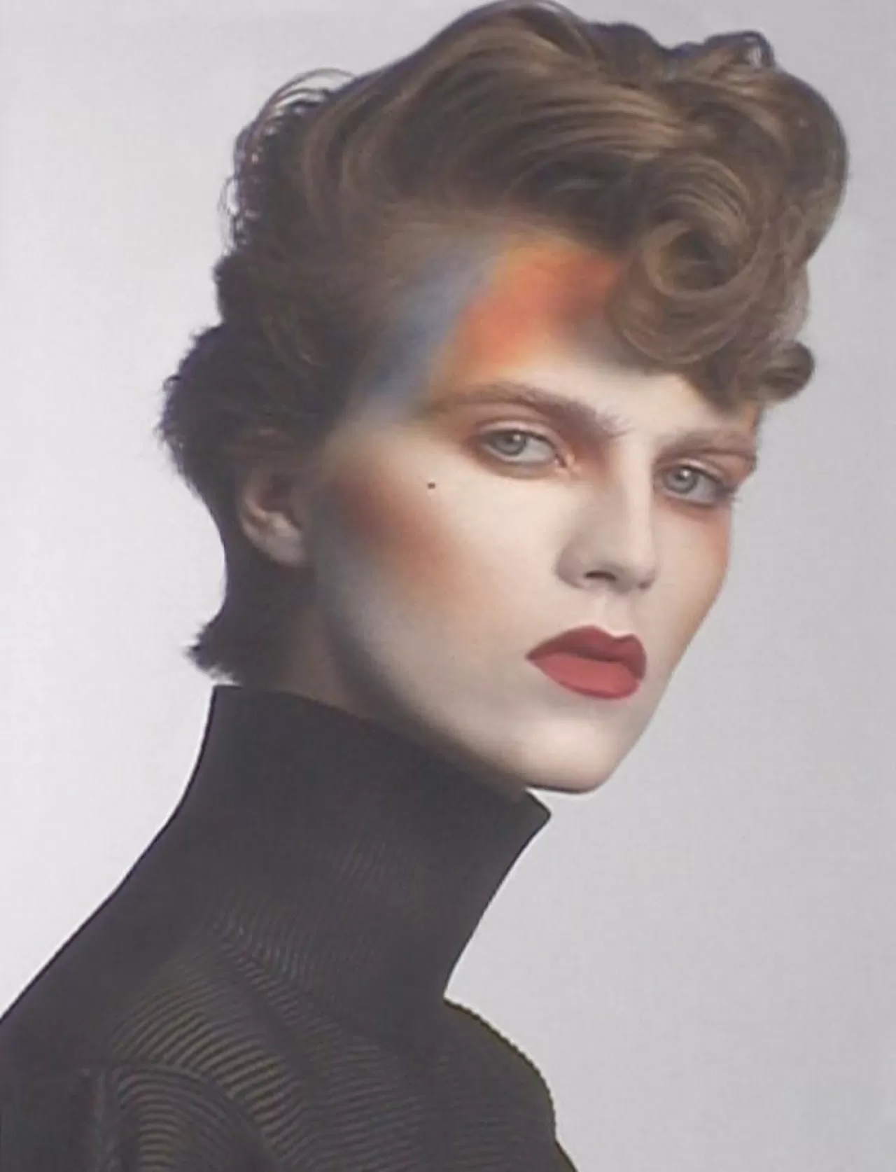 Louis Vuitton'un İlk Makyaj Koleksiyonu Pat McGrath İş Birliğiyle Tanıtıldı