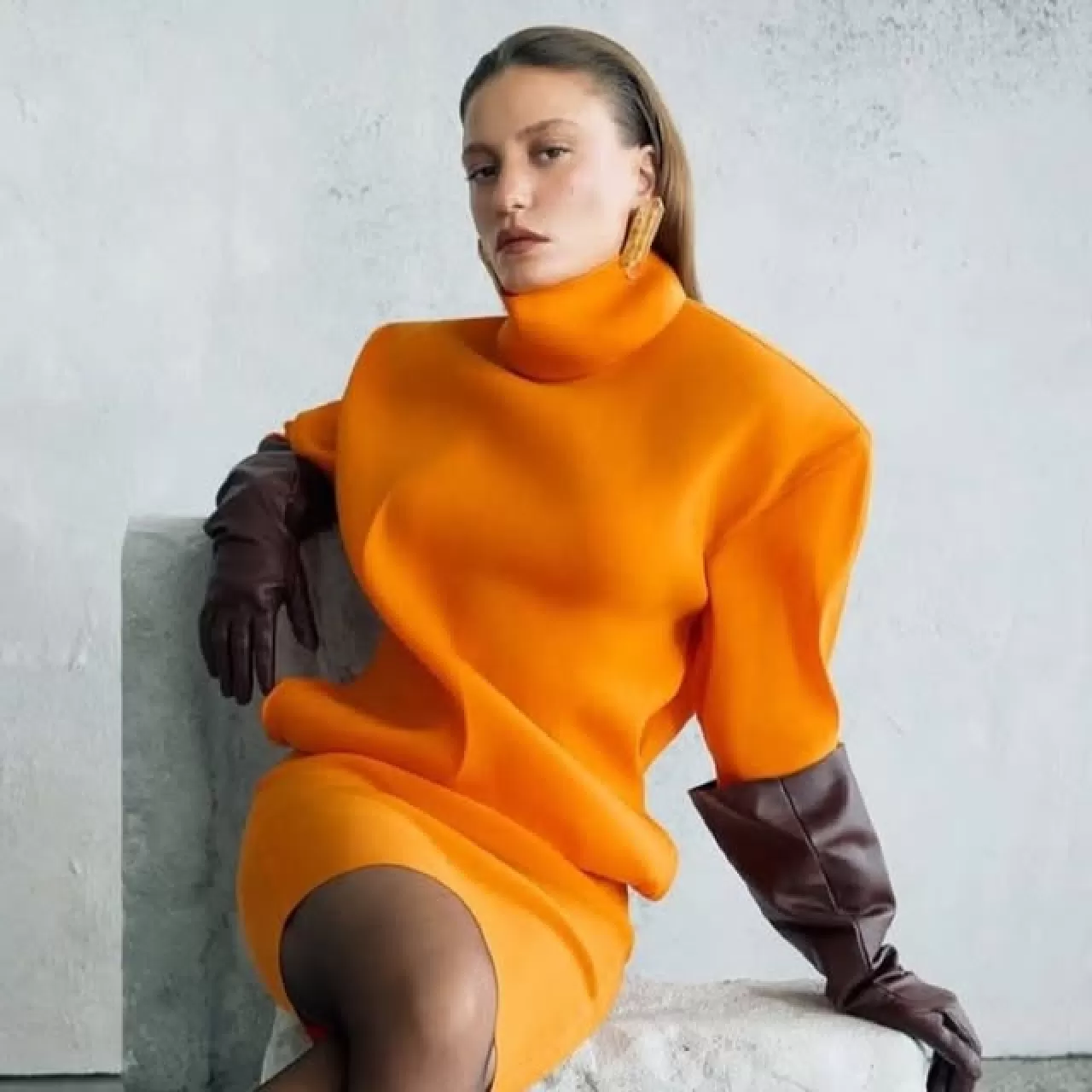 Serenay Sarıkaya, L'Oréal Markasının Yeni Yüzü Oluyor