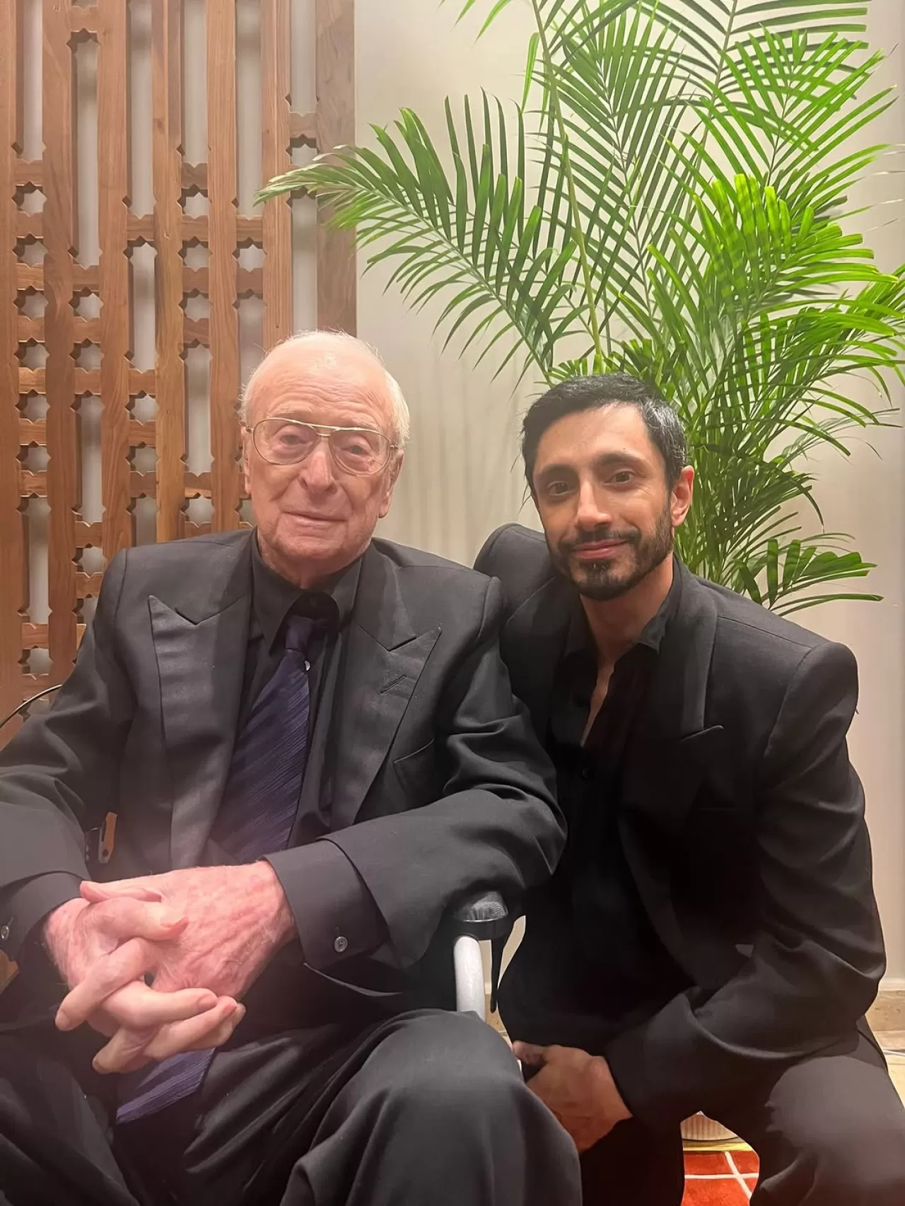 Sir Michael Caine'nin Kariyer Sırları: Kötü Filmlerin Sorumluluğunu Yönetmene Bıraktı