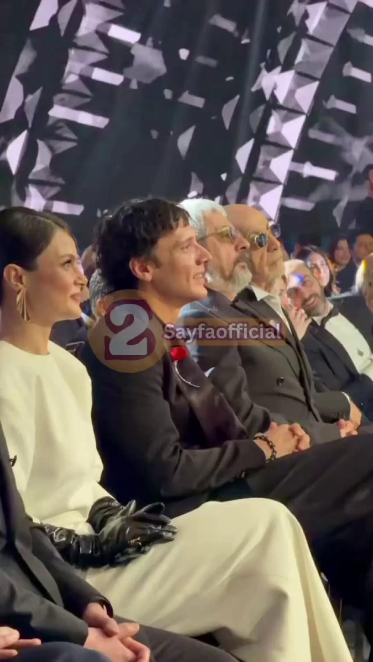 Magazin Dünyasının Önemli İsimleri Ödül Töreninde Bir Araya Geldi