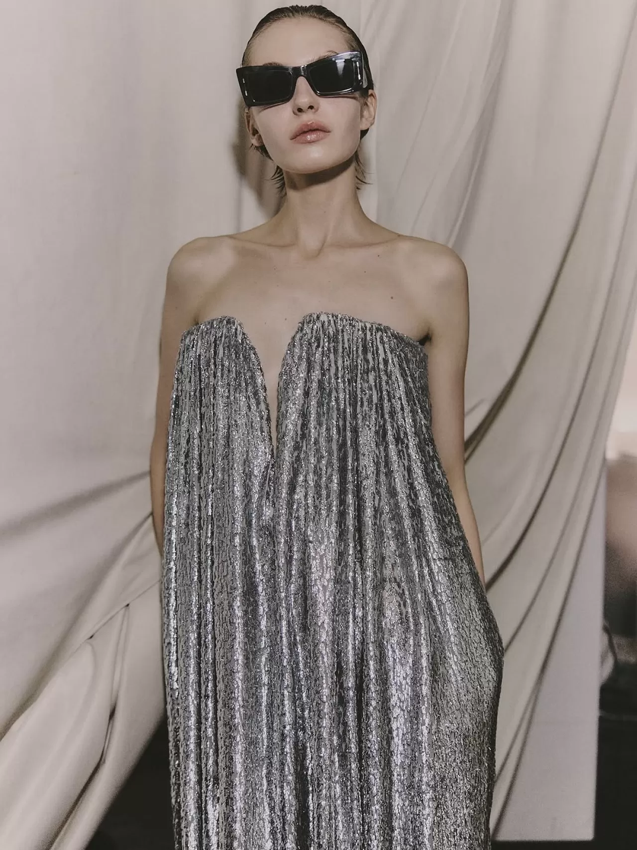 Stella McCartney, Sürdürülebilir Kaynaklı Asetatla Gözlük Üretiyor