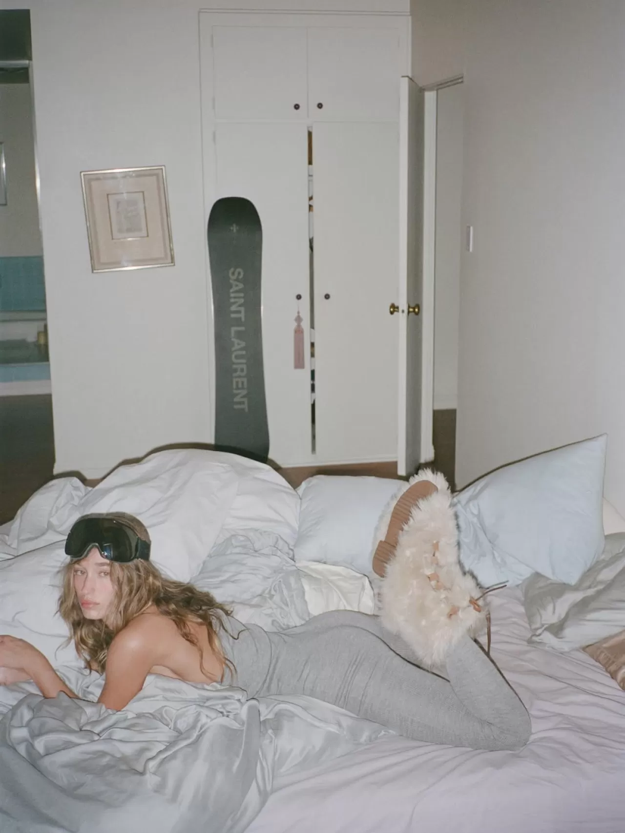 YSL'nin Yeni 'Snow Edition' Koleksiyonu Anthony Vaccarello İmzasıyla Tanıtıldı