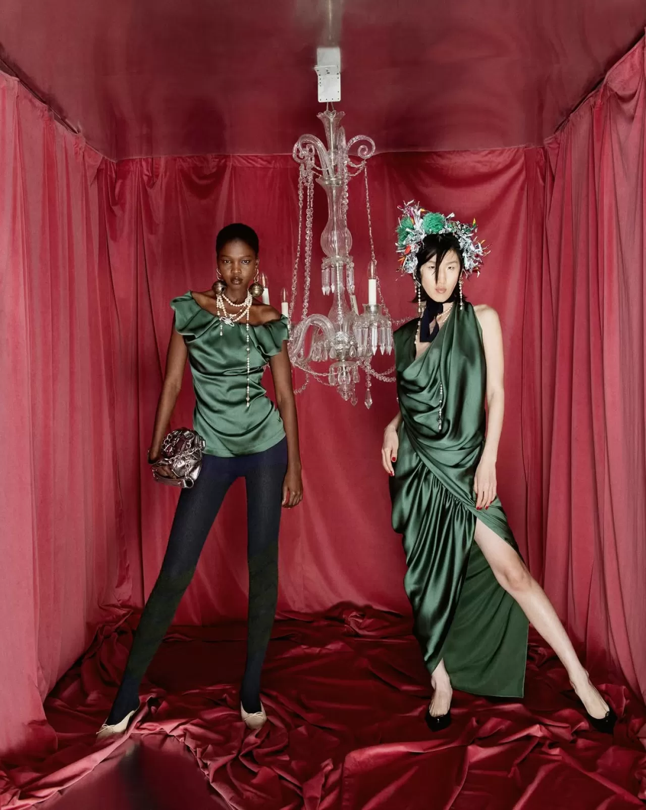 Vivienne Westwood'dan Yılbaşına Özel Lüks Ginnie Top ve Hediye Önerileri