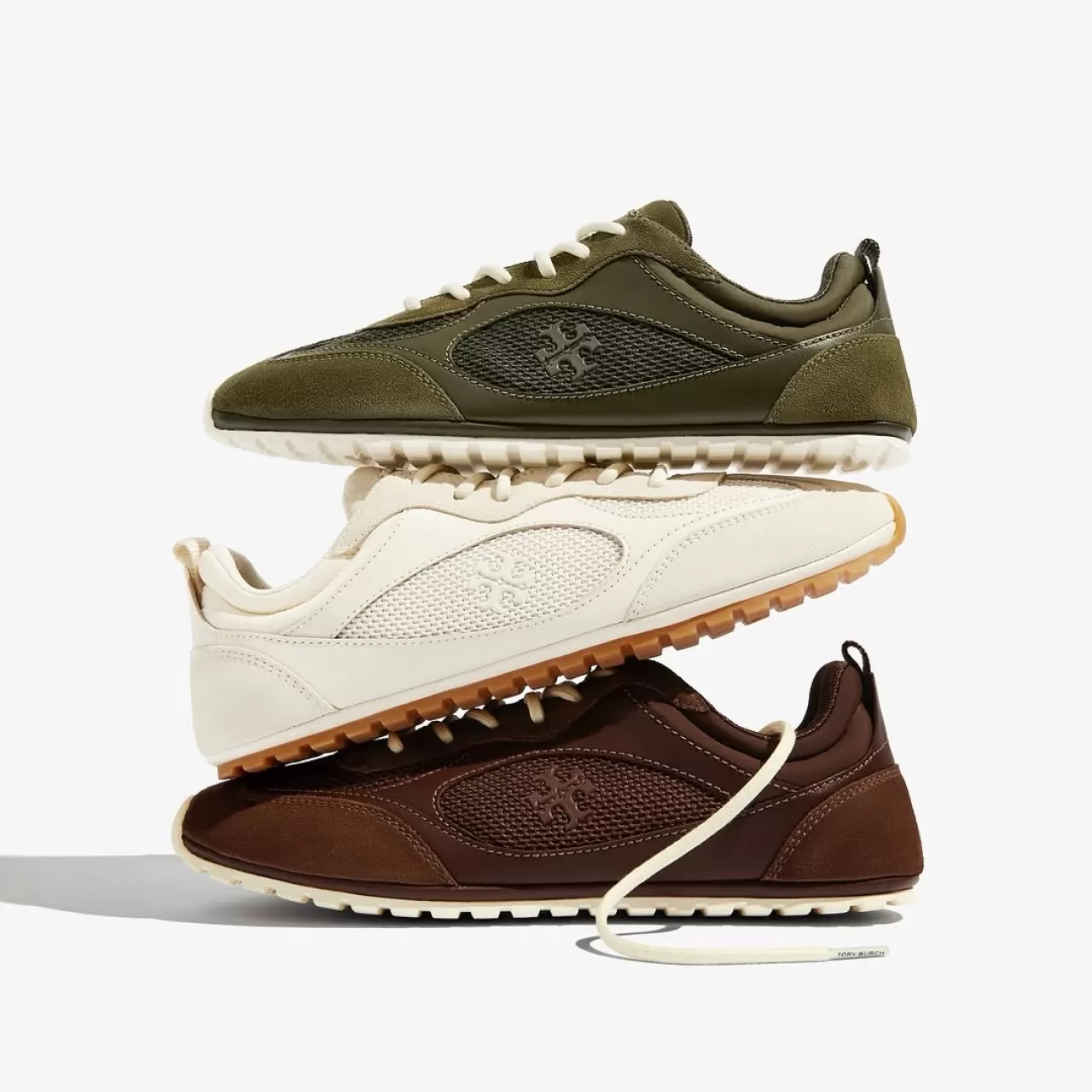 Tory Burch, 'The Field' Sneaker Modelini Piyasaya Süreceğini Duyyurdu