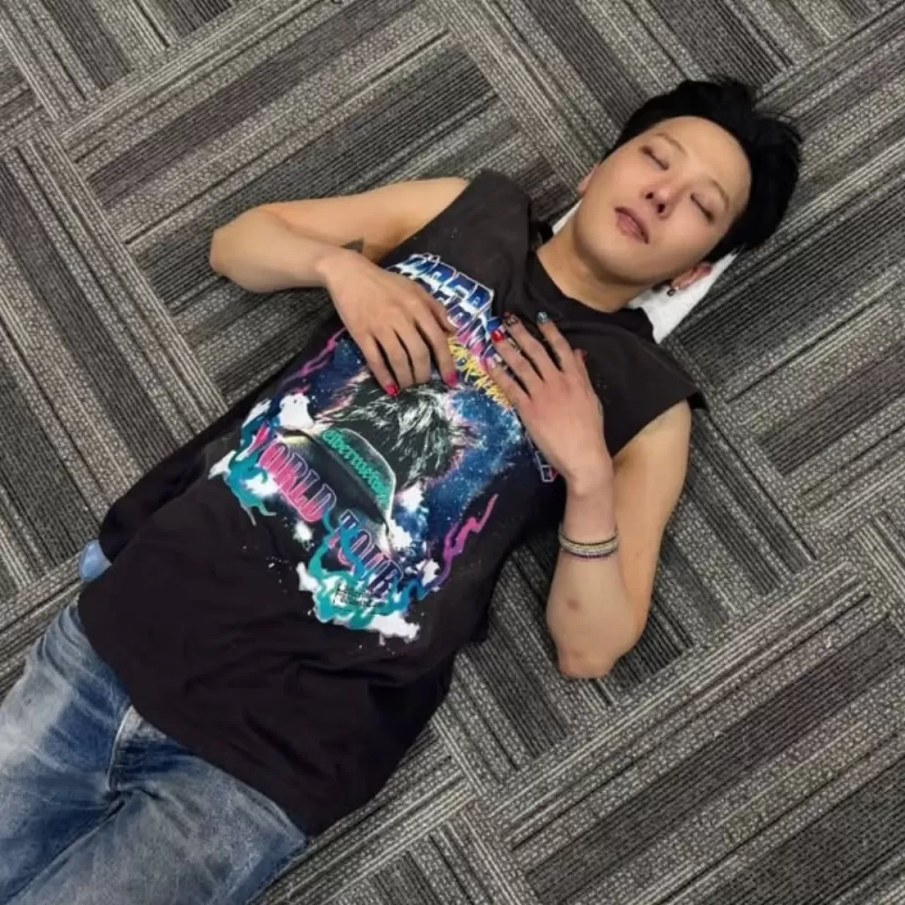 G-Dragon'un Yeni Projesi: Müzik Dünyasına Dönüş Bekleniyor