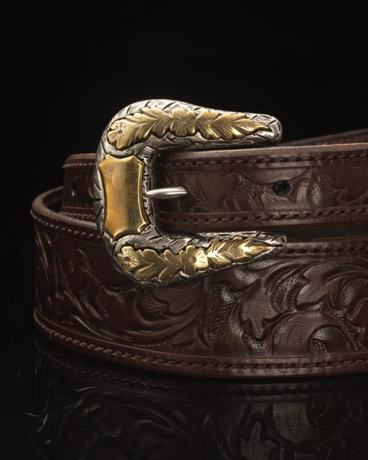 Ralph Lauren, 2025 Tatil Koleksiyonu'nda Western Detaylarına Yer Veriyor