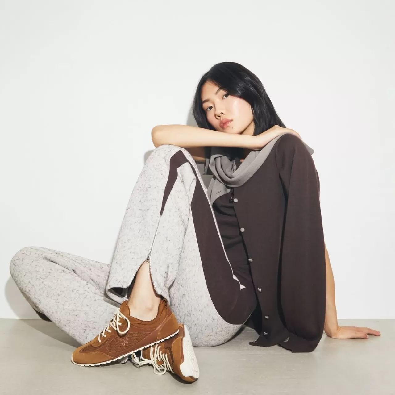 Tory Burch'tan Seyahat İçin Konforlu Gündelik Stil Önerileri