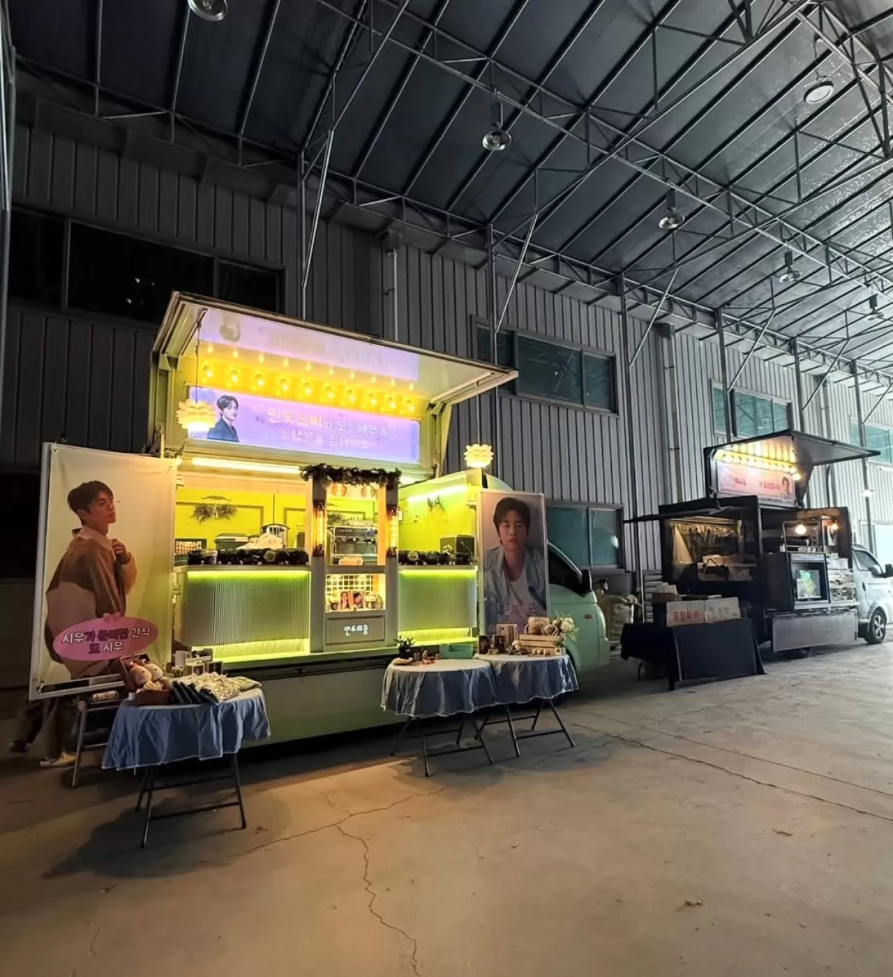 JISOO, Oyunculuk Kariyerine Destek İçin Seo In Guk'a Yemek Kamyonları Gönderdi