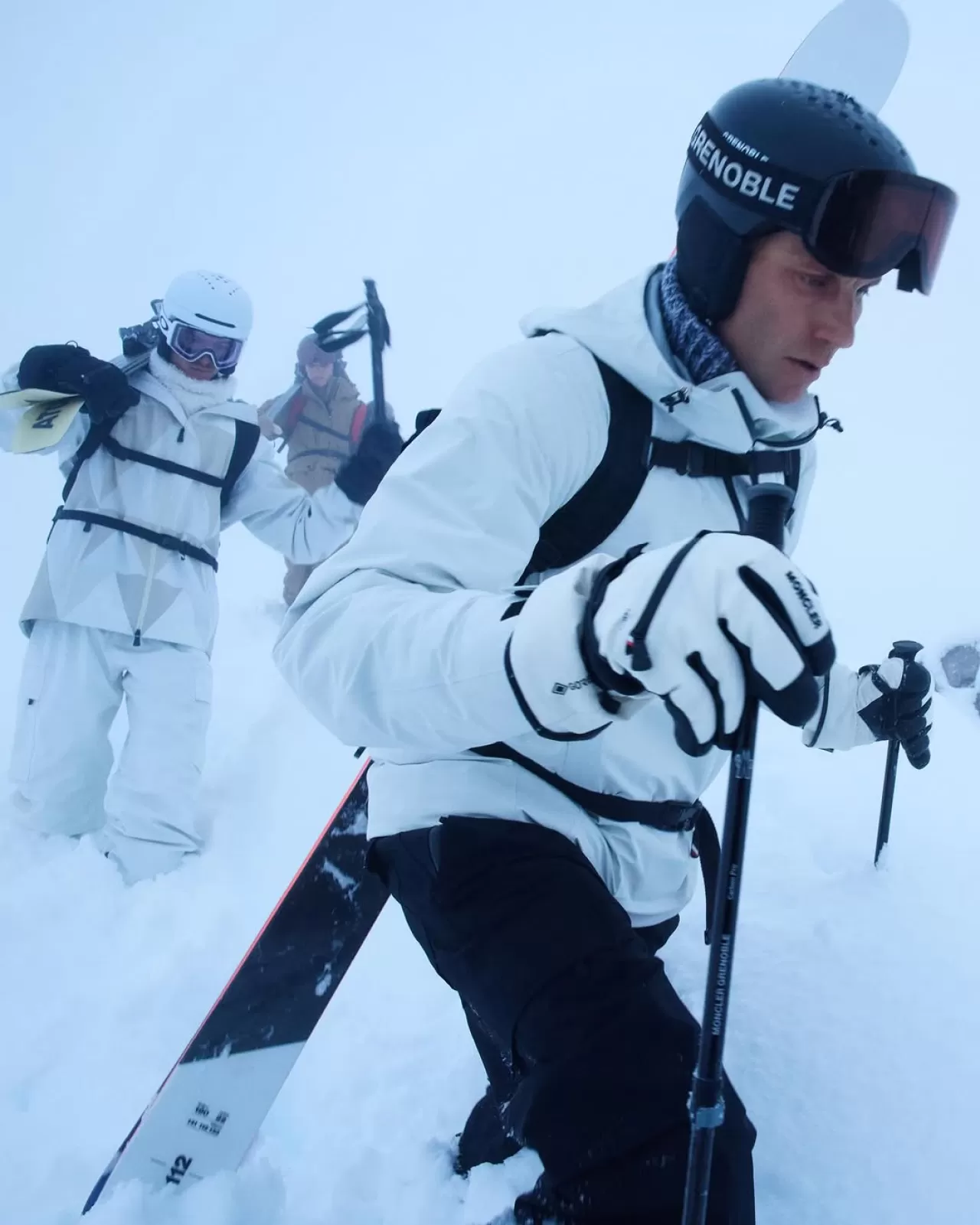 Moncler Grenoble'un Yeni Koleksiyonu İçin Alpler'de Zorlu Bir Yolculuk