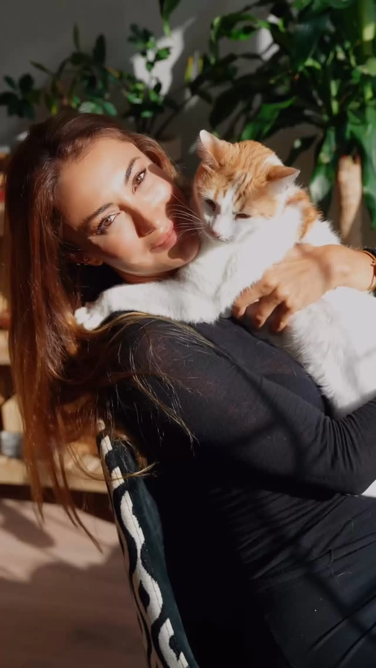 Merve Oflaz, Evcil Hayvanının Beslenmesinde Yüksek Kaliteyi Önemsiyor