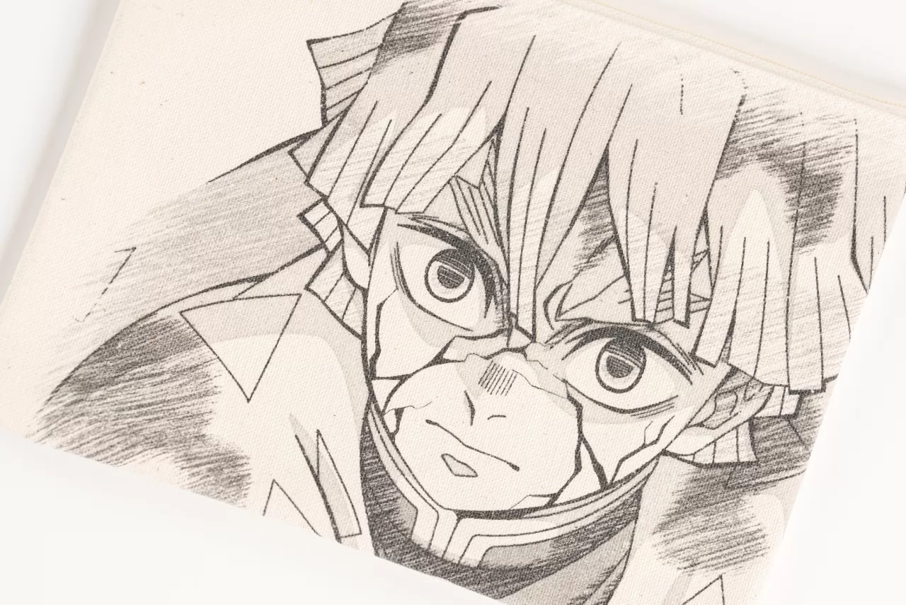 Ufotable, Demon Slayer: Sonsuzluk Kalesi Filmi için Zenitsu Agatsuma Tasarımlı Çanta Tanıttı