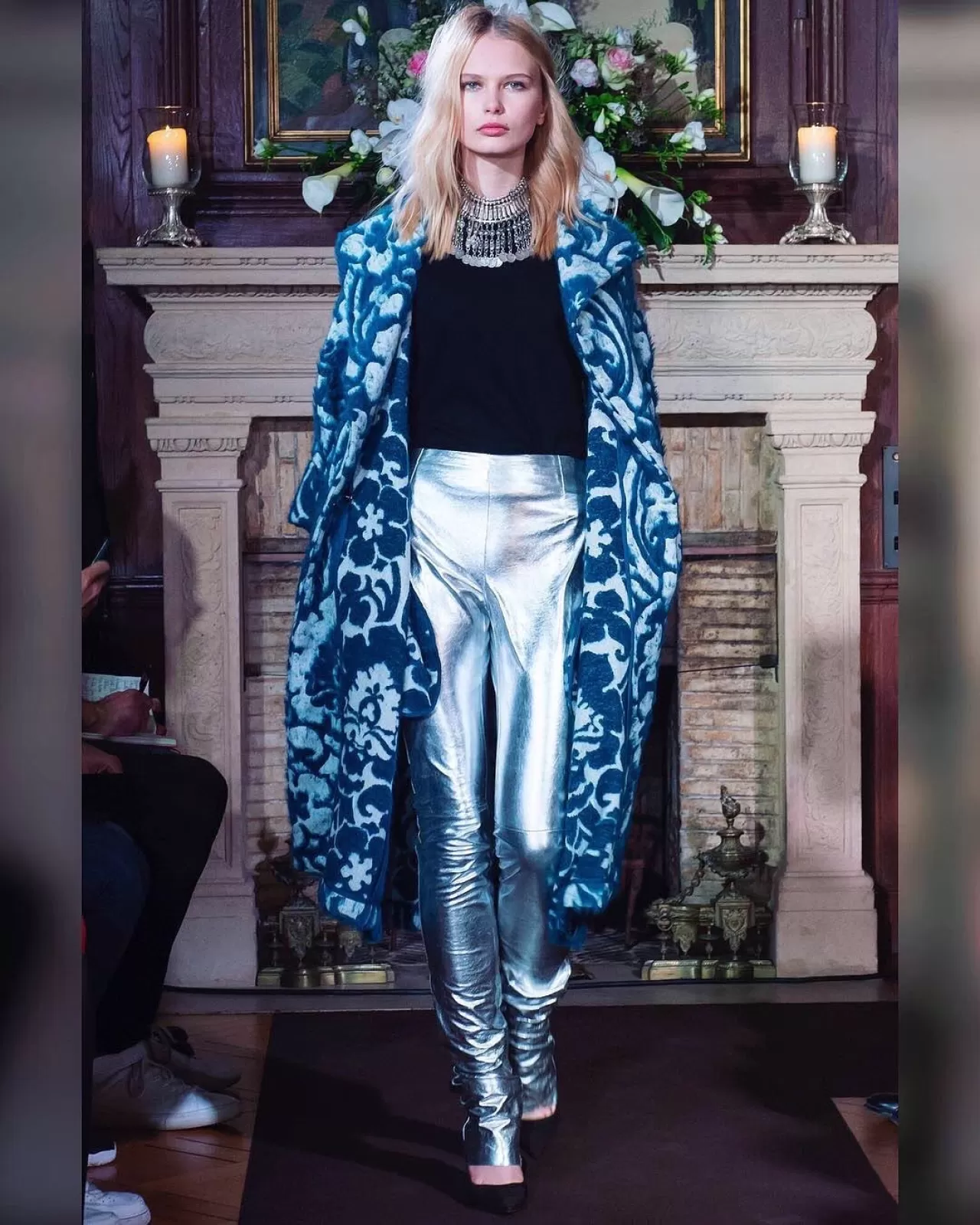 Atıl Kutoğlu'nun Paris Moda Haftası'ndaki Sonbahar/Kış Koleksiyonu Collezioni Dergisi'nde