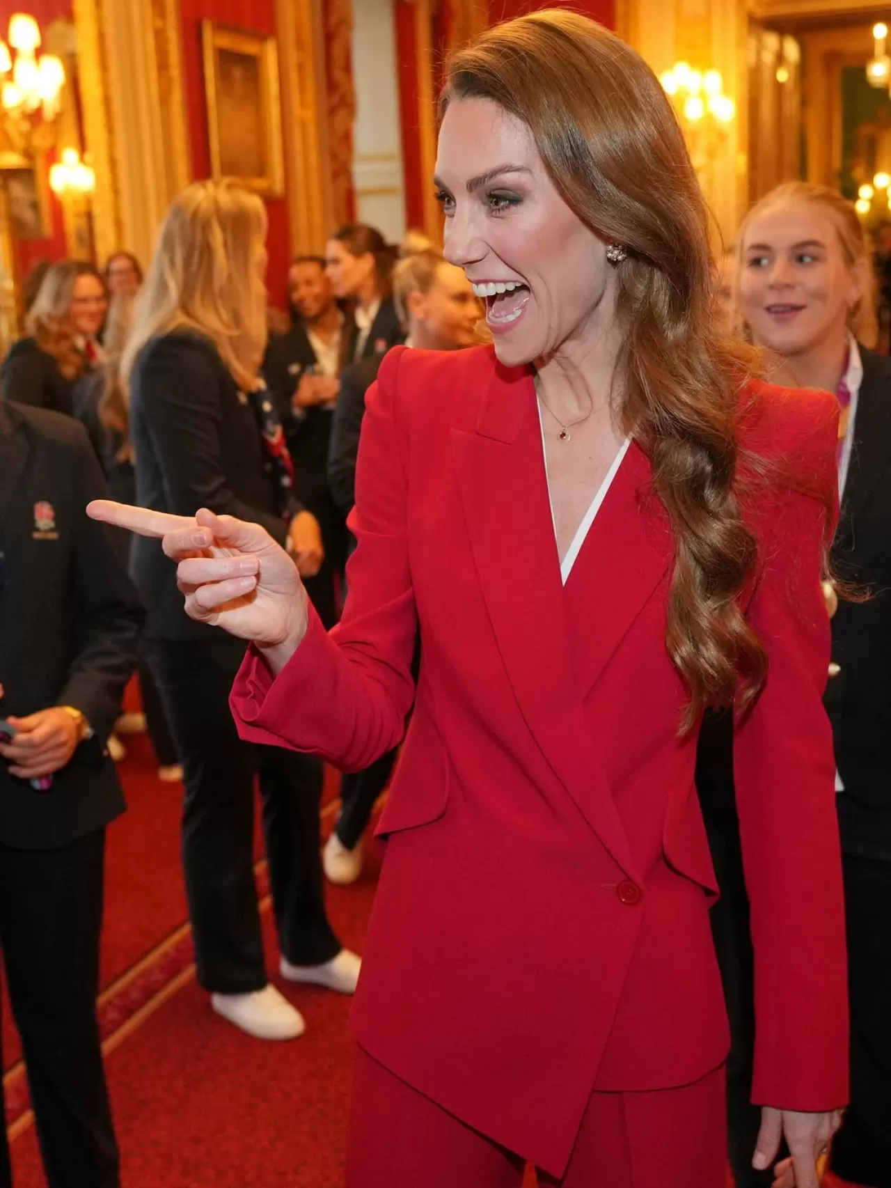 Galler Prensesi'nin Windsor Sarayı'ndaki Zarif Daveti: Rugby Takımını Onurlandırdı