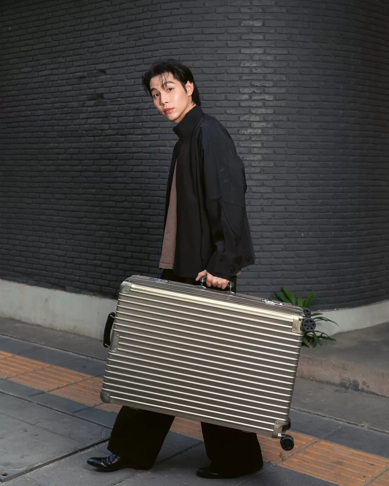 RIMOWA Klasik Seriye Yeni Bir Renk Katıyor