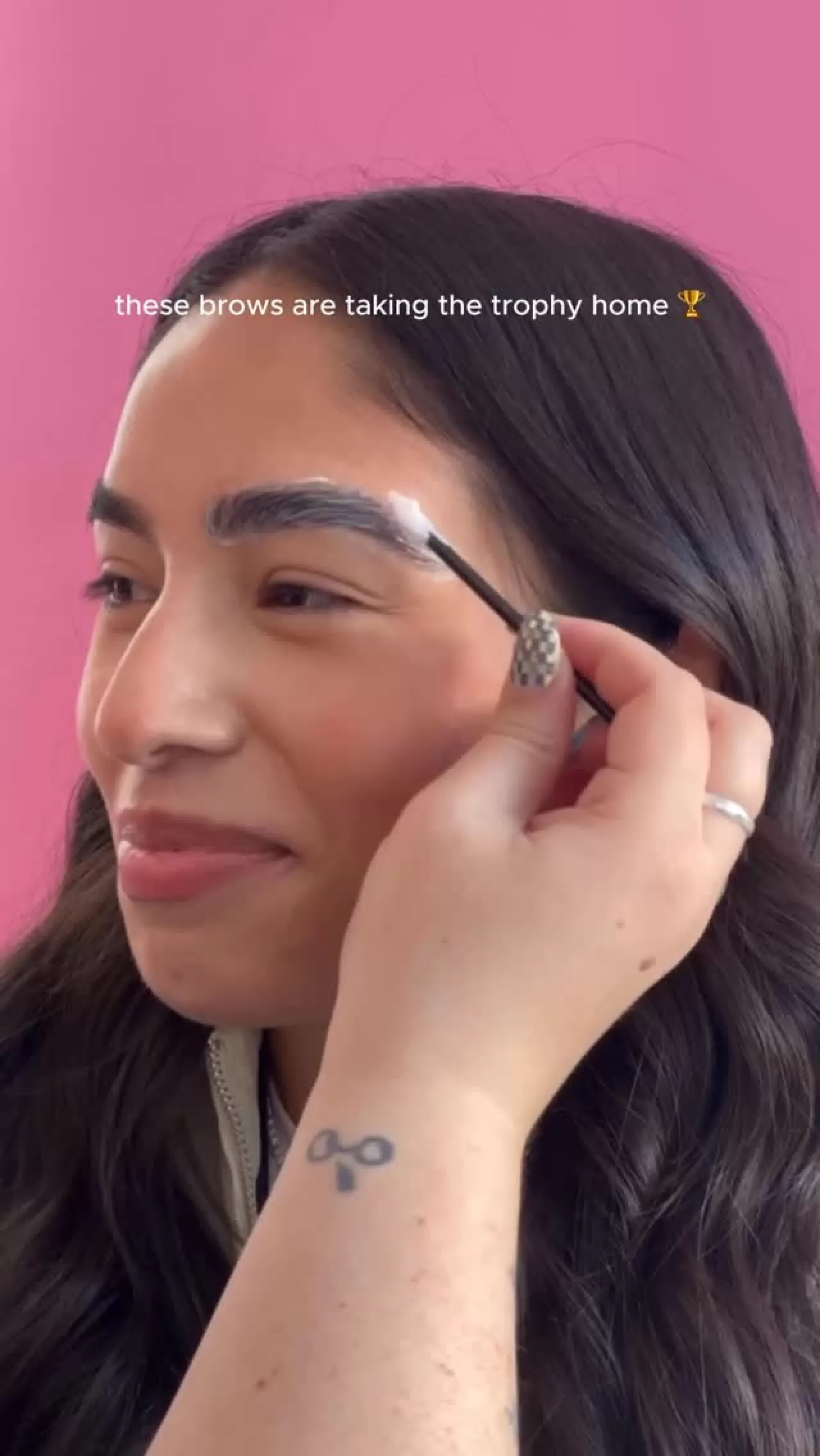 Makyaj Markası Taraftar Katılımını Artırmak İçin Super Bowl'u Vurguladı