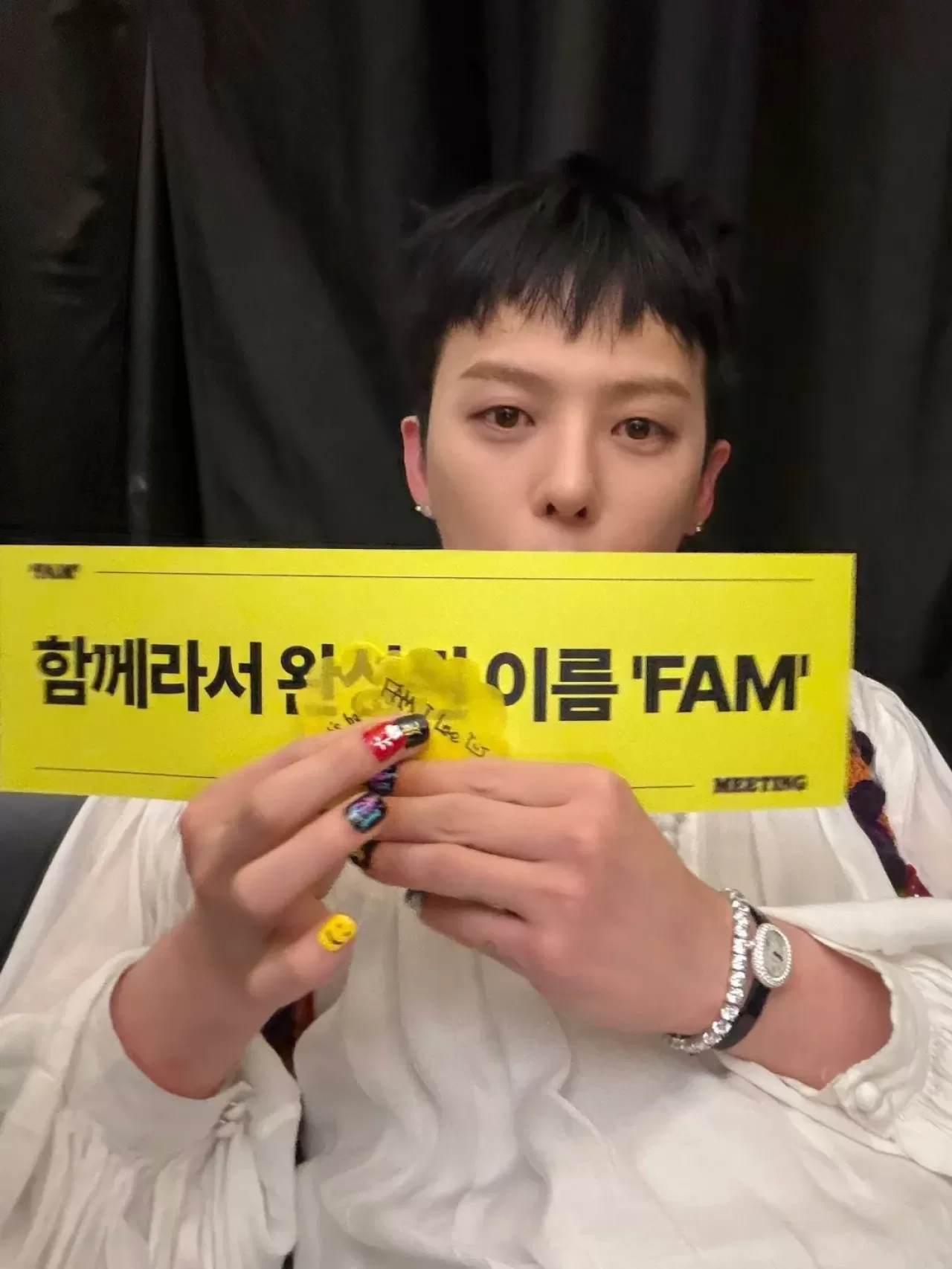 G-Dragon, Seul'de Hayranlarıyla Buluşmaya Hazırlanıyor