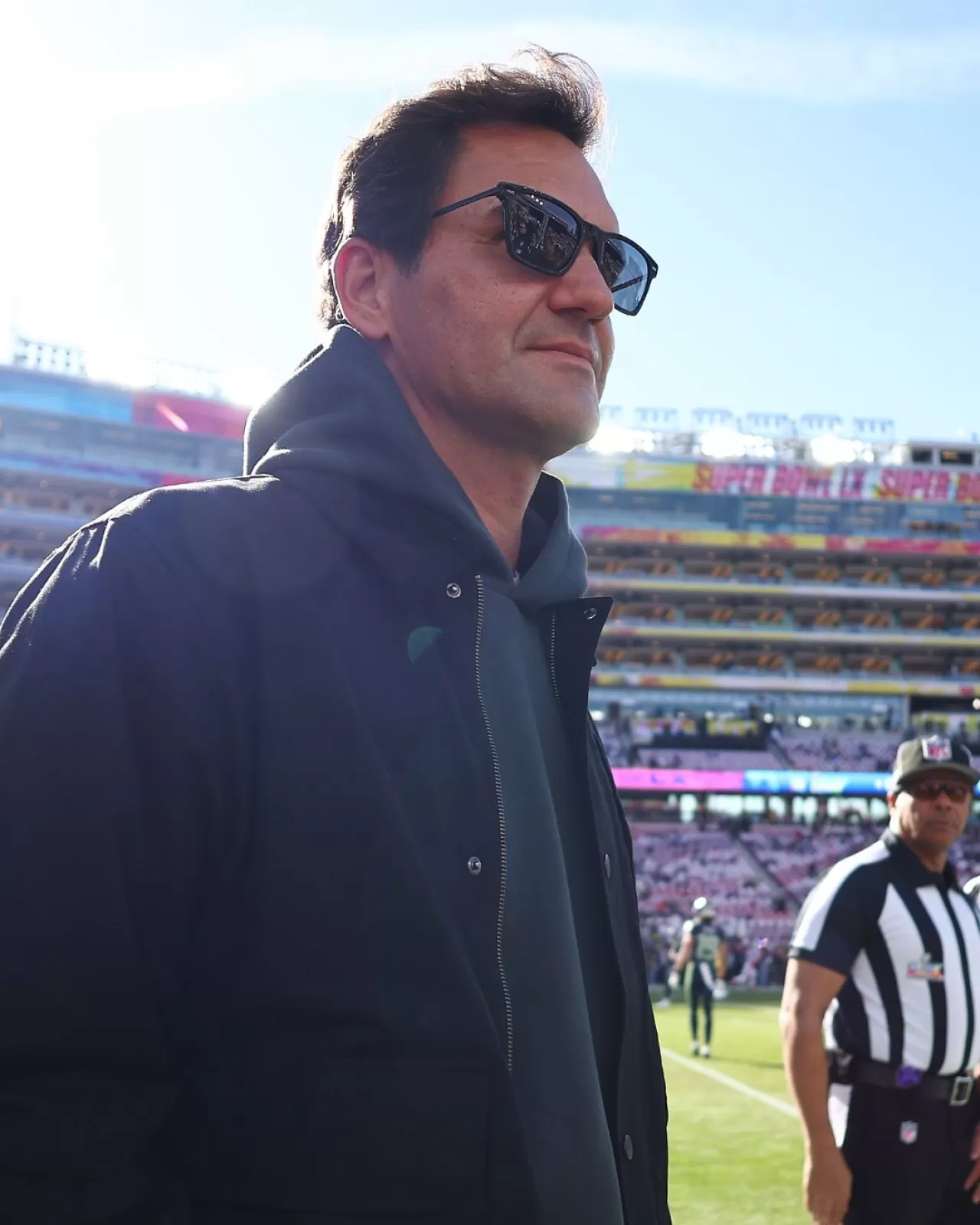 Roger Federer, Super Bowl Seyircileri Arasında Görüntülendi