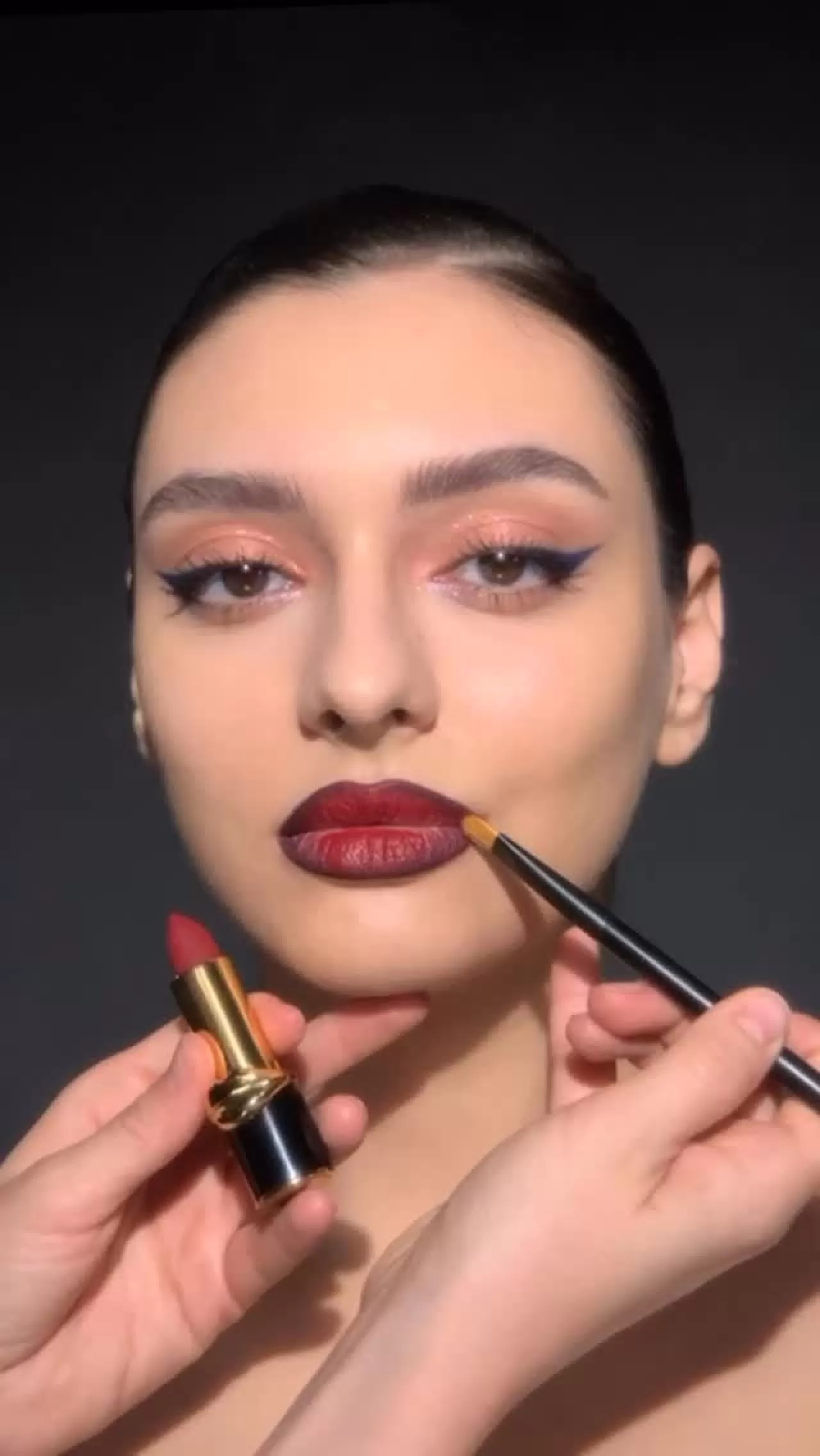 Pat McGrath Labs'tan Klasik Kırmızı Ruju Vurgulayan Sınırlı Süre Fırsatı