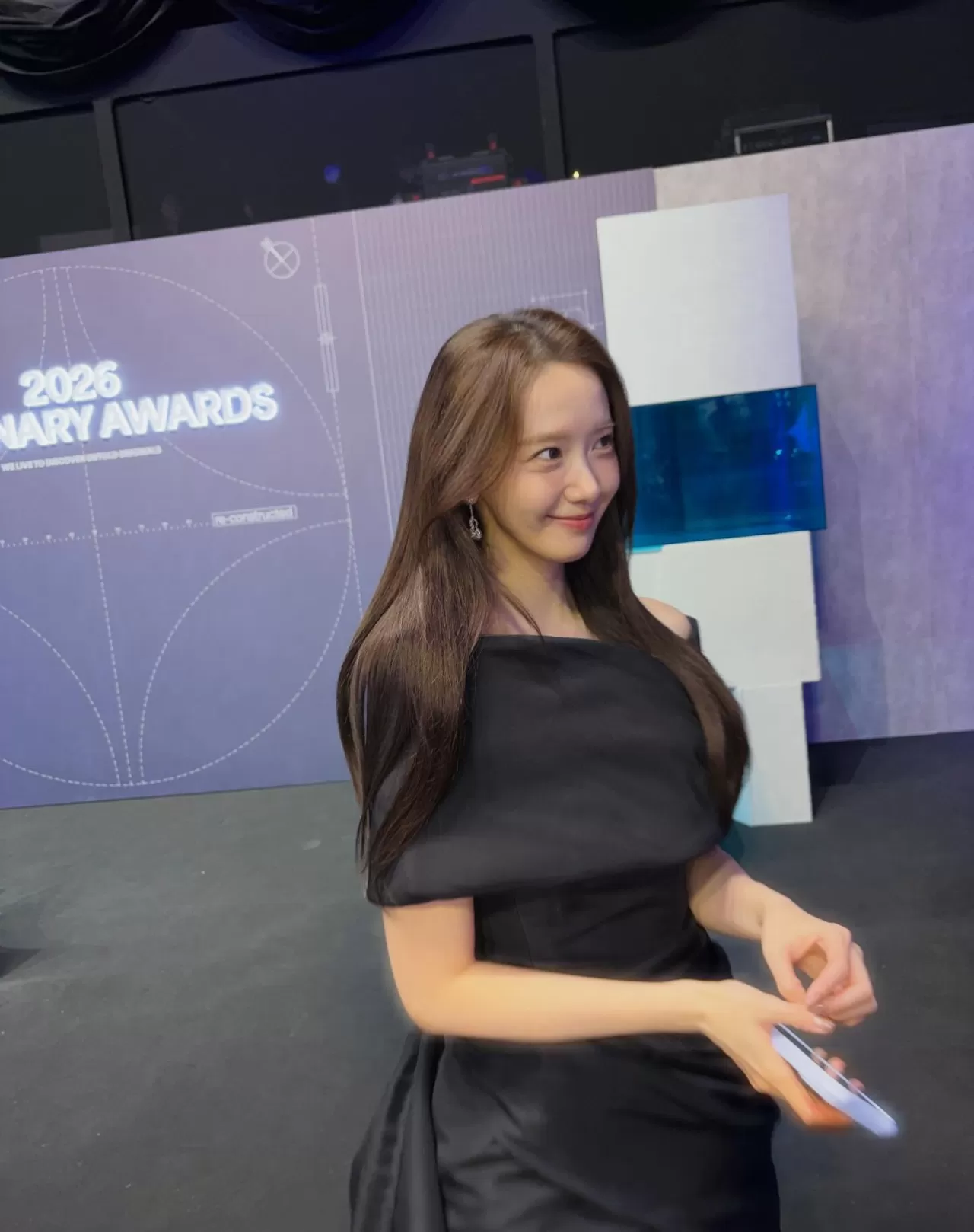 Yoonalim ve 연지영, 2026 VISIONARY AWARDS'ta Bir Araya Geldi