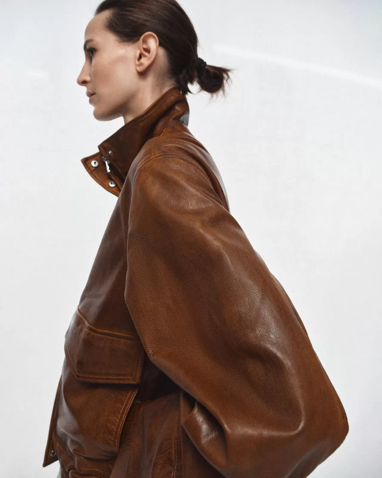 Zara, Mevsim Geçişlerine Yönelik Yeni Koleksiyonunu Tanıttı