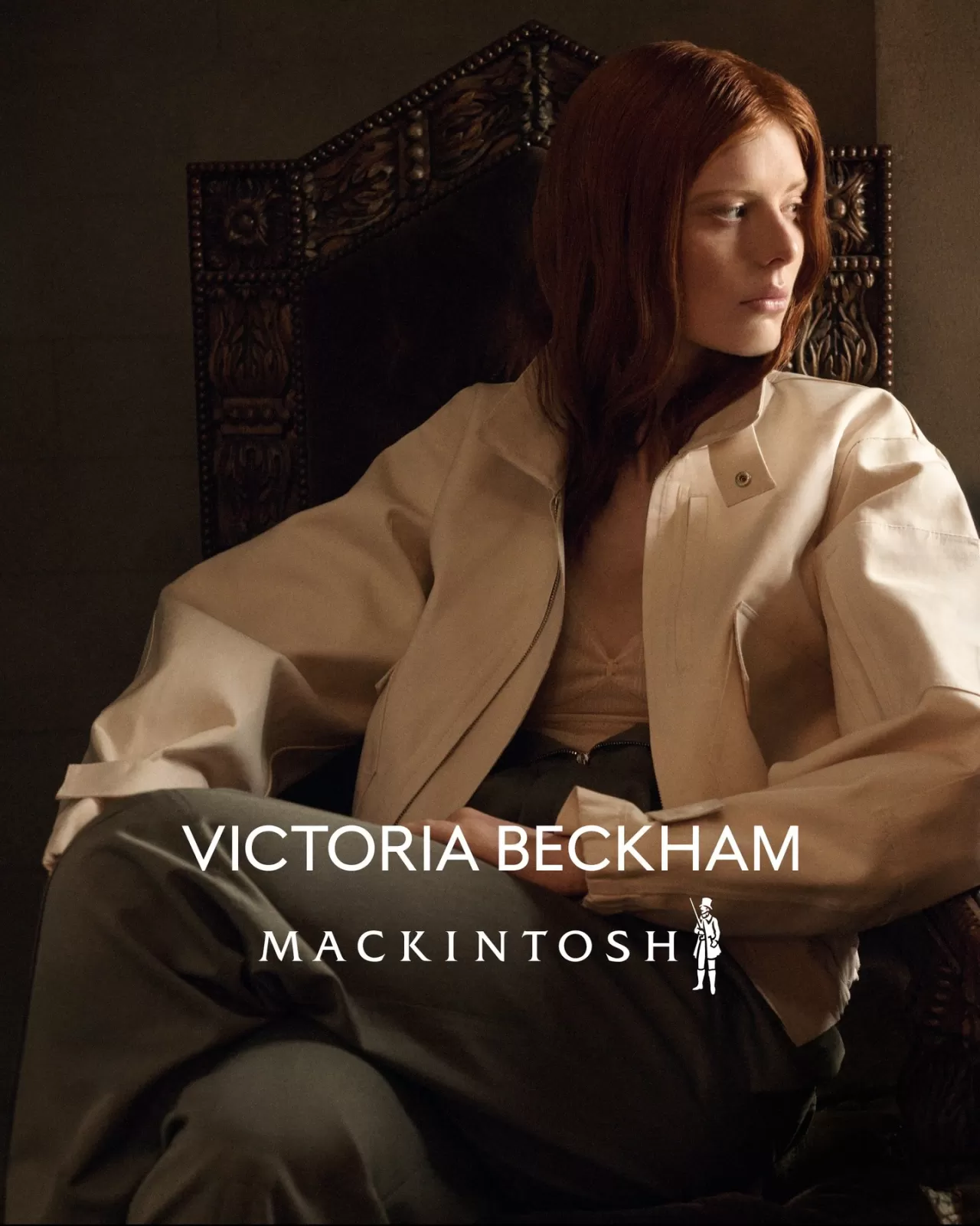 Victoria Beckham ve Mackintosh'tan Özel Koleksiyon: İskoç Mirasından İlham Alan Bomber Ceket