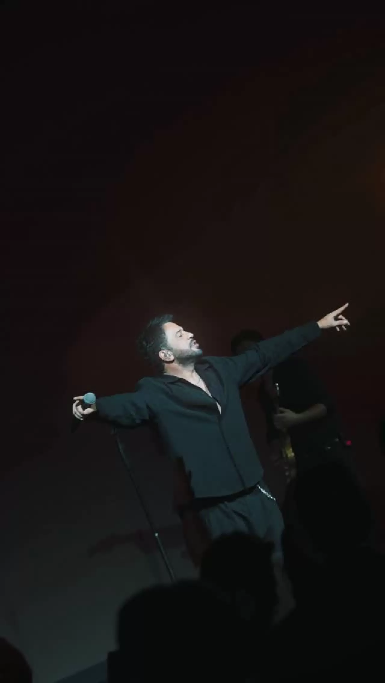 Emre Altuğ, Kuzey Kıbrıs'ta Sevenleriyle Buluştu