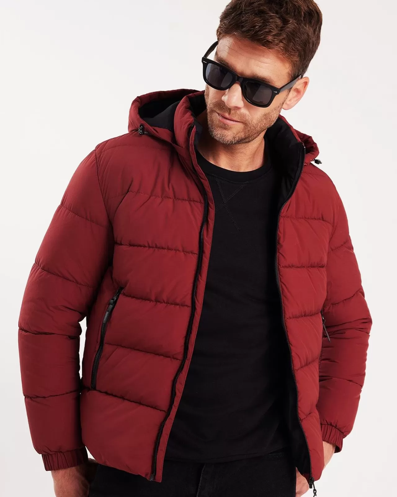 Tudors'un Yeni Erkek Mont Koleksiyonu Kışa Hazırlanıyor