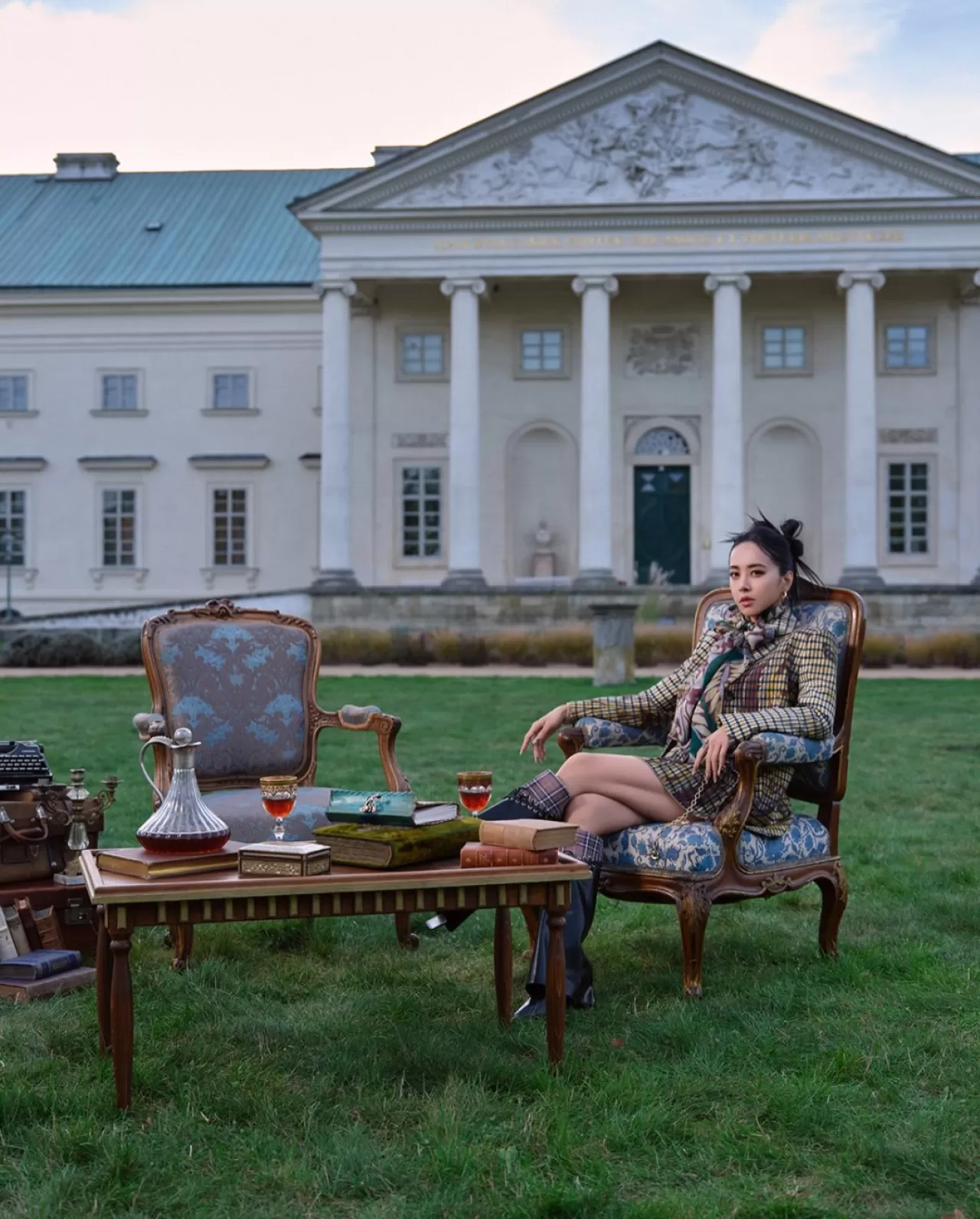 Jolin Tsai, Starlux Airlines' Route Ambassador, Realizes 23-Year Dream with Prague Shoot for 