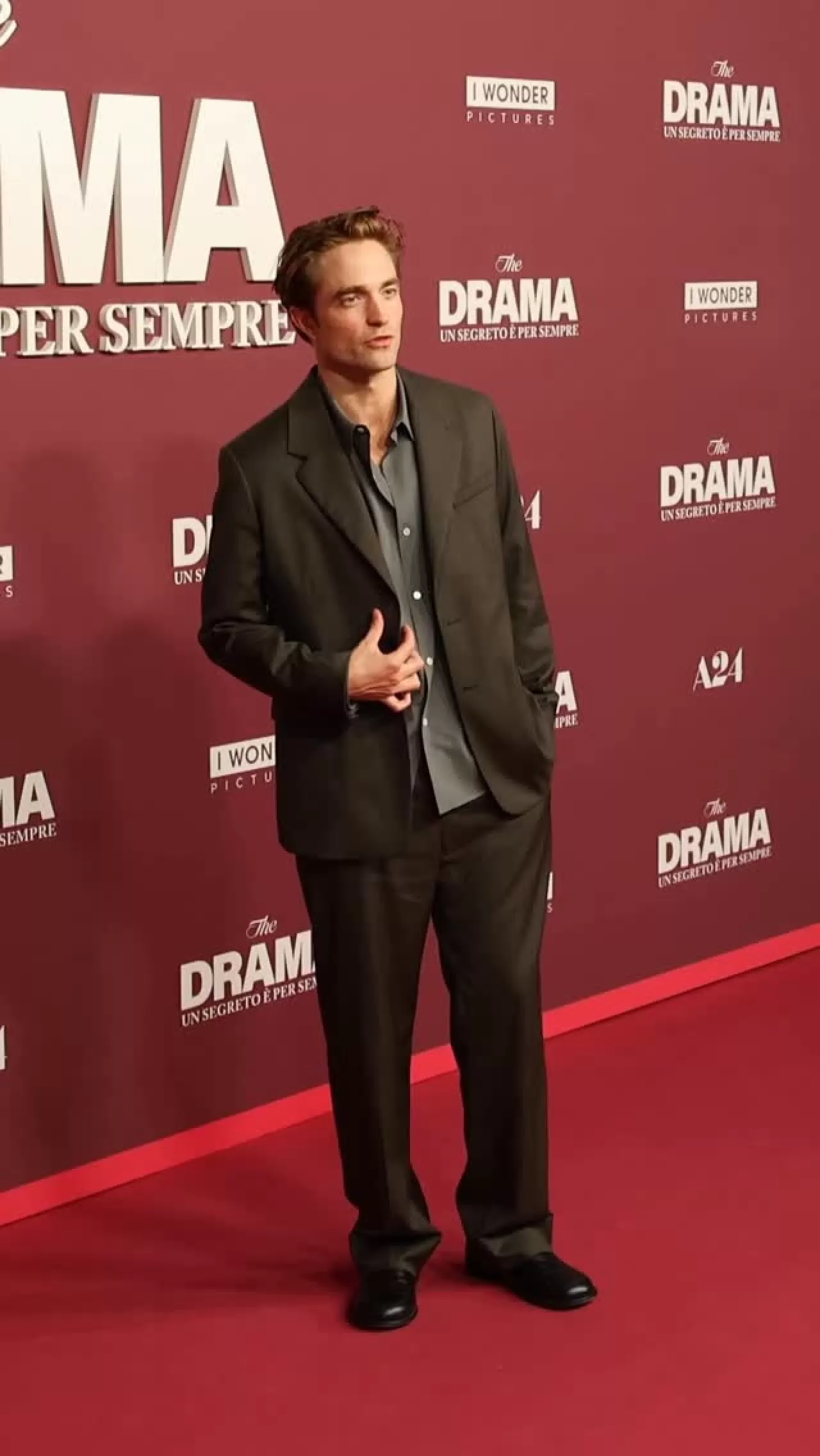 Robert Pattinson, Roma Prömiyerinde Twilight Stilinde