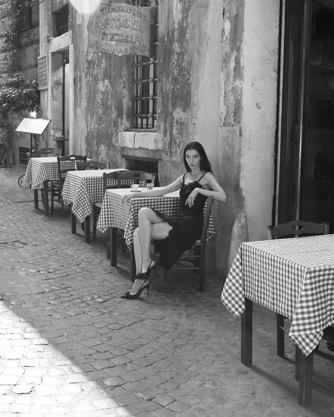 Dolce&Gabbana, Maria Carla Boscono ile DGDNA Kampanyasını Tanıttı