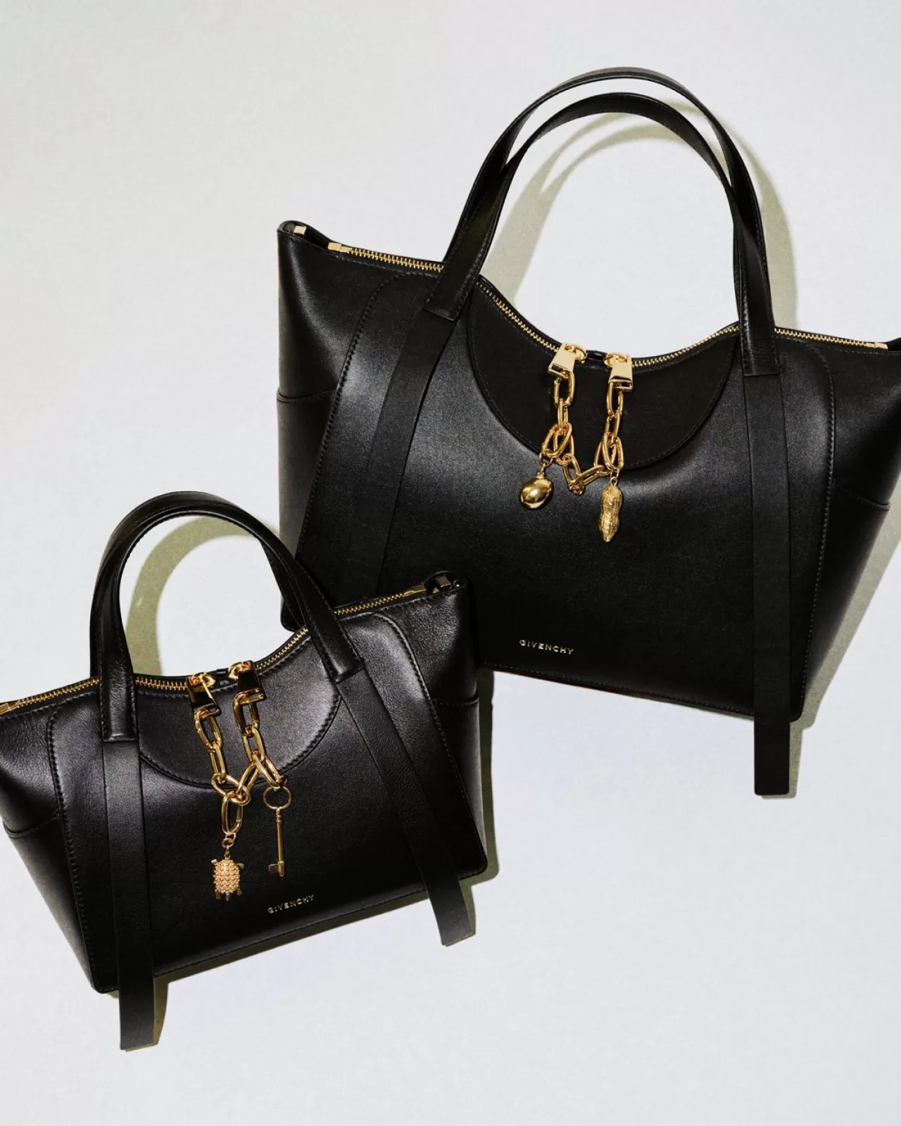 Givenchy'den Sarah Burton İmzalı The Snatch Bag Lansmanı