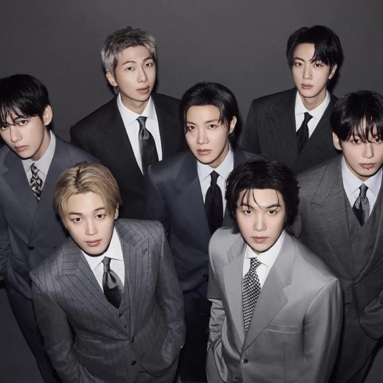 BTS, 641 Bin Satışla Billboard 200'de Tarihi Bir Giriş Yaptı