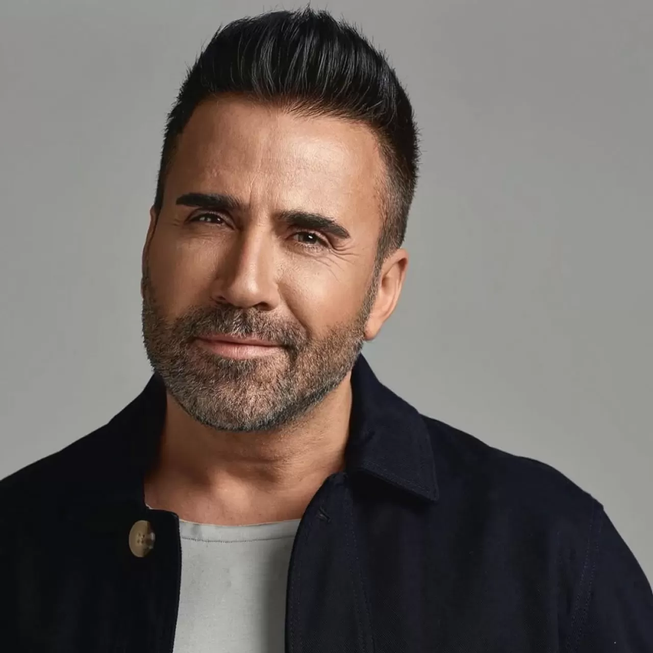 Emrah Yıllar Sonra Ekrana Dönüyor: Kapadokya'da "Eski Masal" Dizisi