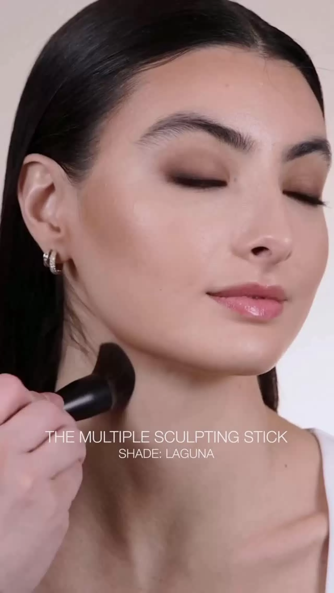 Nars'ın İkonik Bronzlaştırıcı İkilisi: Sculpting Stick ve Laguna