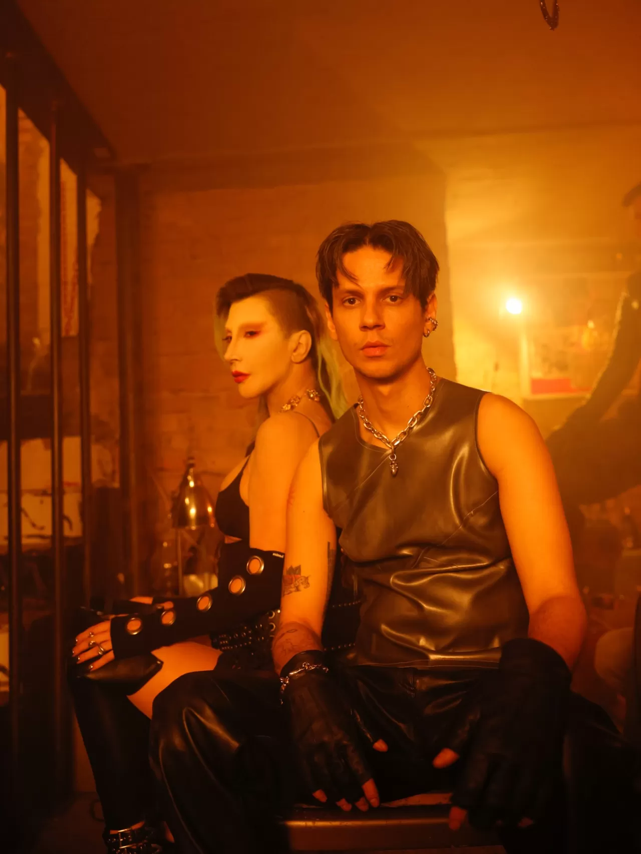 Hande Yener ve Madrigal'den 