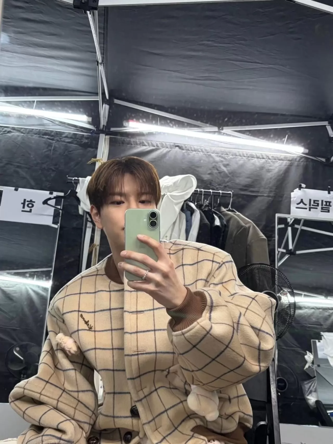 Seungmin Instagram Hikaye Güncellemesi: Hayranlarıyla Yeniden Buluştu