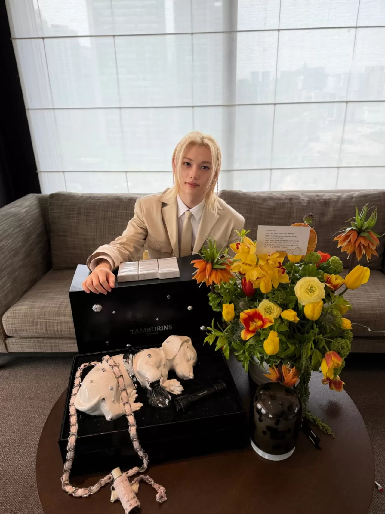 Felix, Tamburins ile Beijing'de 'Sunshine' Parfüm Kampanyasında