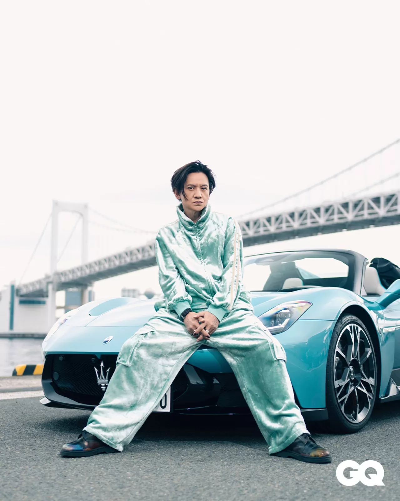 岡本健一が新型マセラティ「MCプーラ」をテスト drive。表現者としての眼差しとは