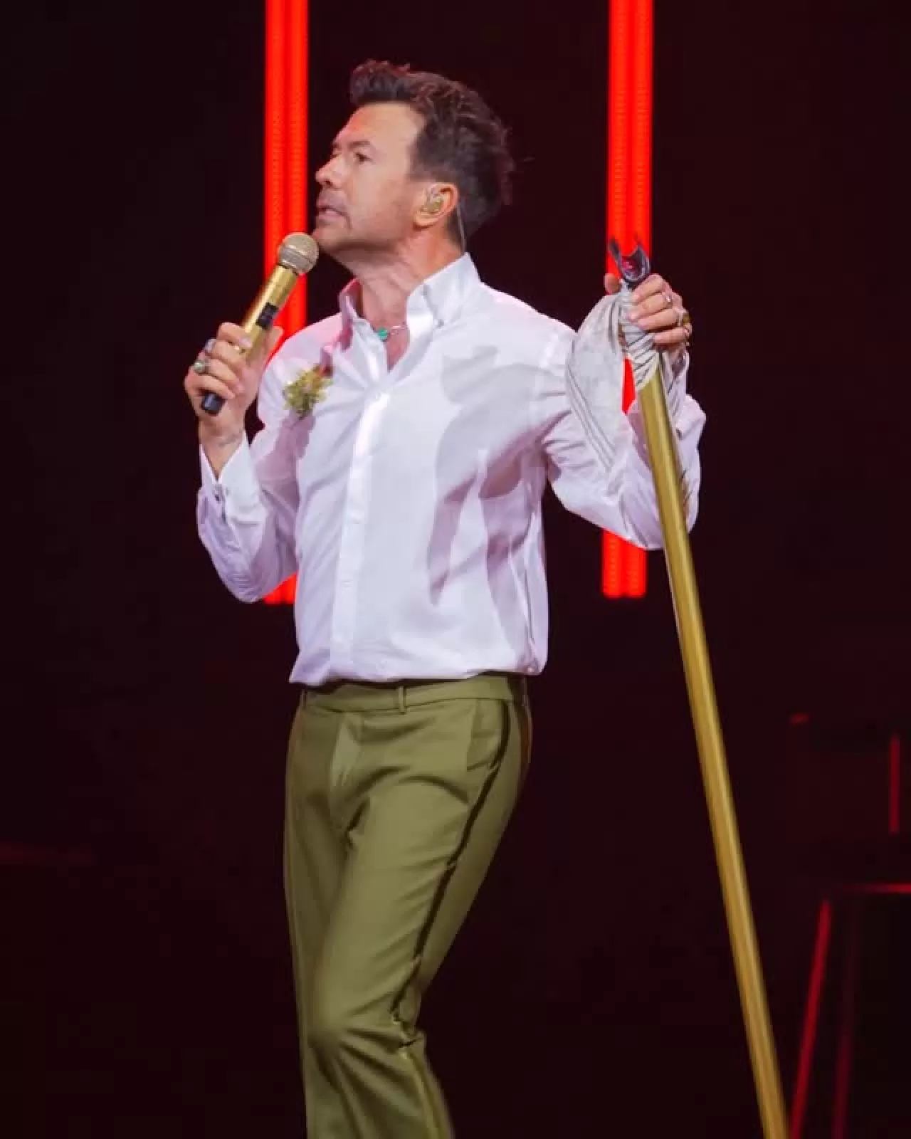 Yalın, "Sonsuz Ol Diye" ile VW Arena'da Hayranlarıyla Buluşuyor