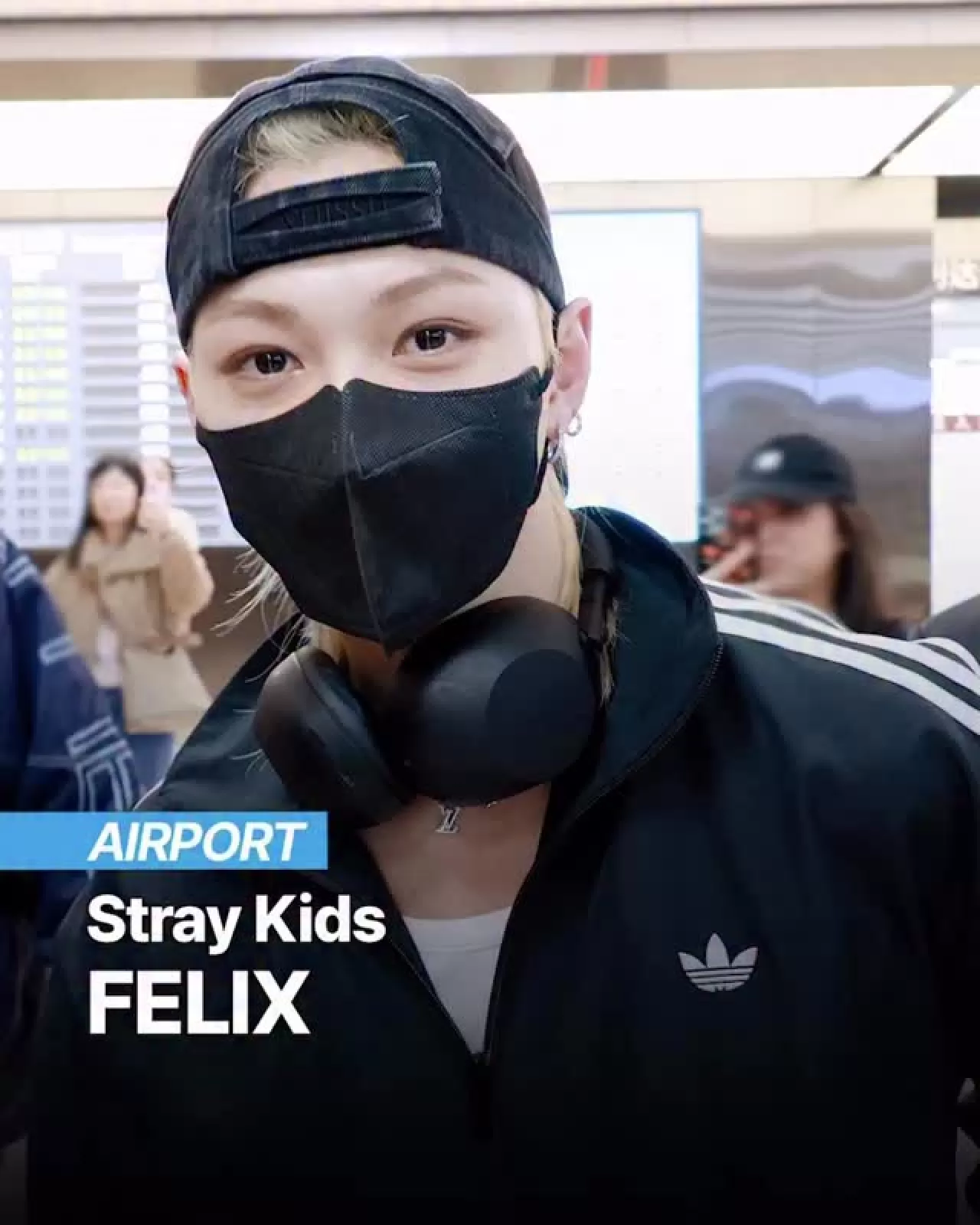 Stray Kids Felix Dün Gimpo Havaalanı'na İndi, Hayranlar Karşıladı