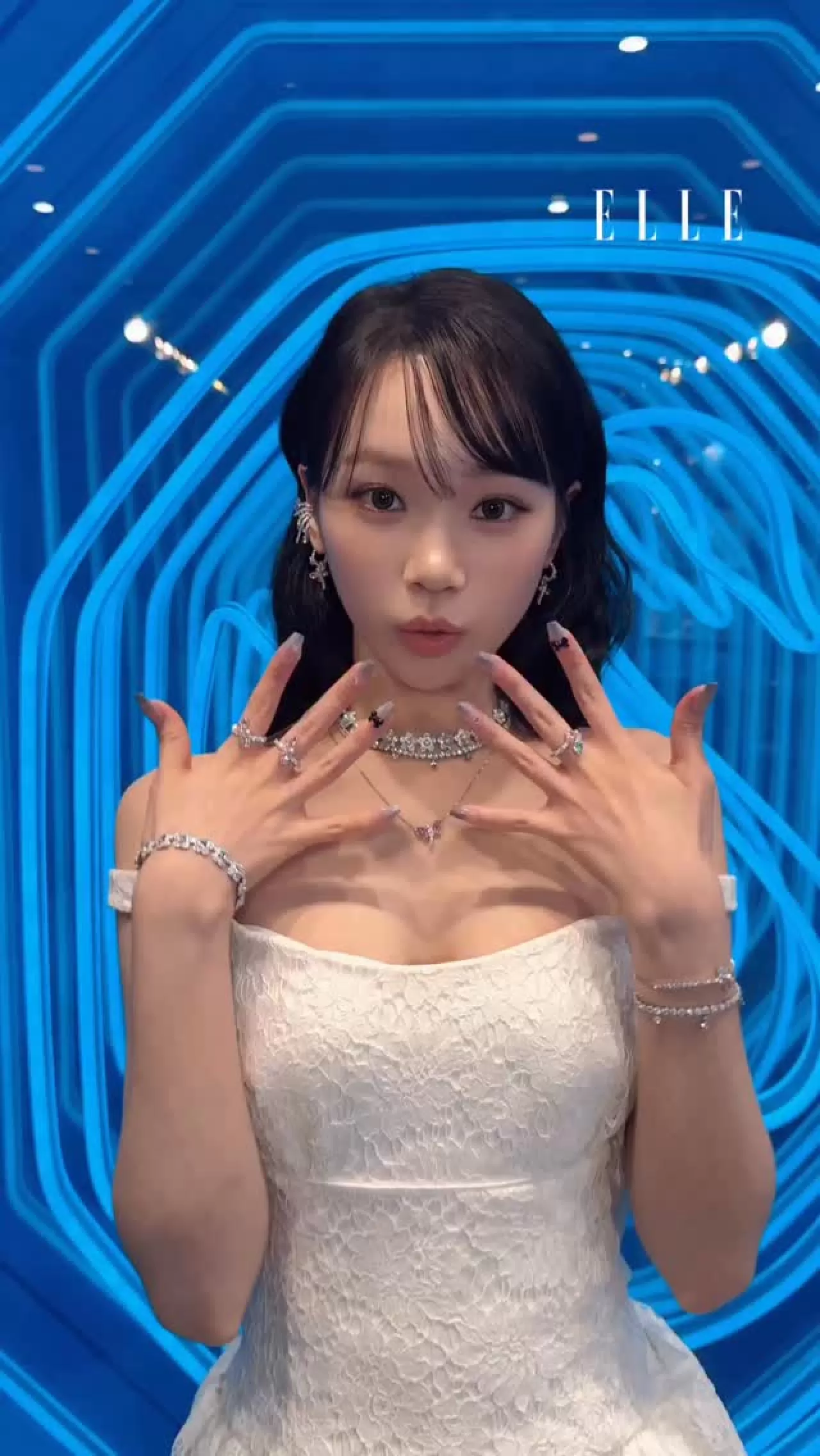 Kristal Bahçe: Swarovski ve Ariana Grande'ın Dosan Park Lansmanı