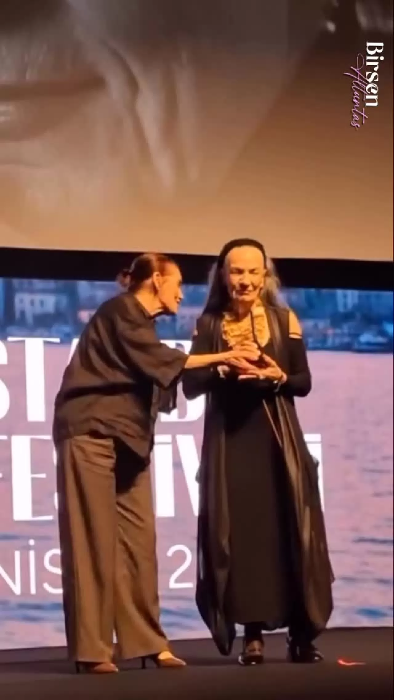 İstanbul Film Festivali'nde Nilüfer Aydan'a Sinema Onur Ödülü