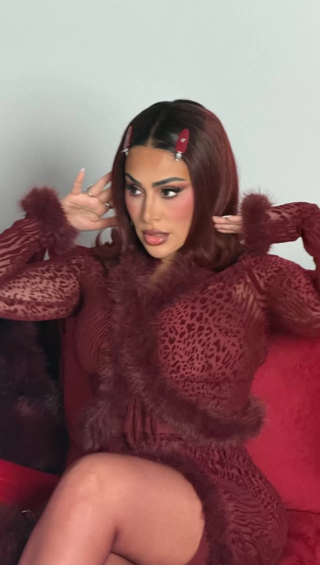 Huda Beauty Strawberry Latte Koleksiyonunun Perde Arkası