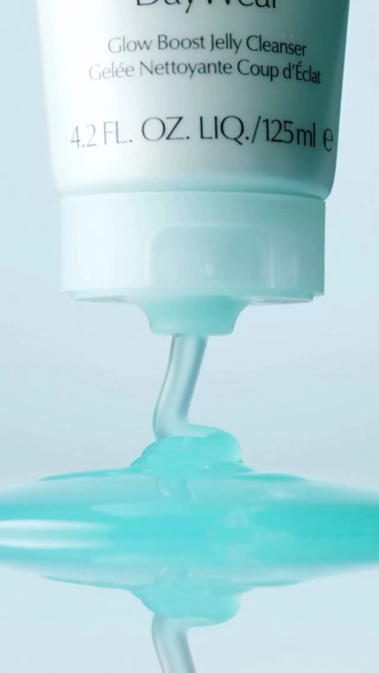 Cilt Bakım Rutininizi Yenileyin: Estée Lauder'ın DayWear Serisi